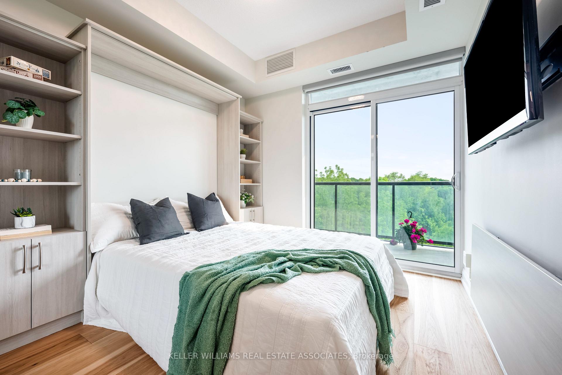 Photo 6 of Unit 606, 50 Hall Road, Halton Hills, Georgetown — HOMEH