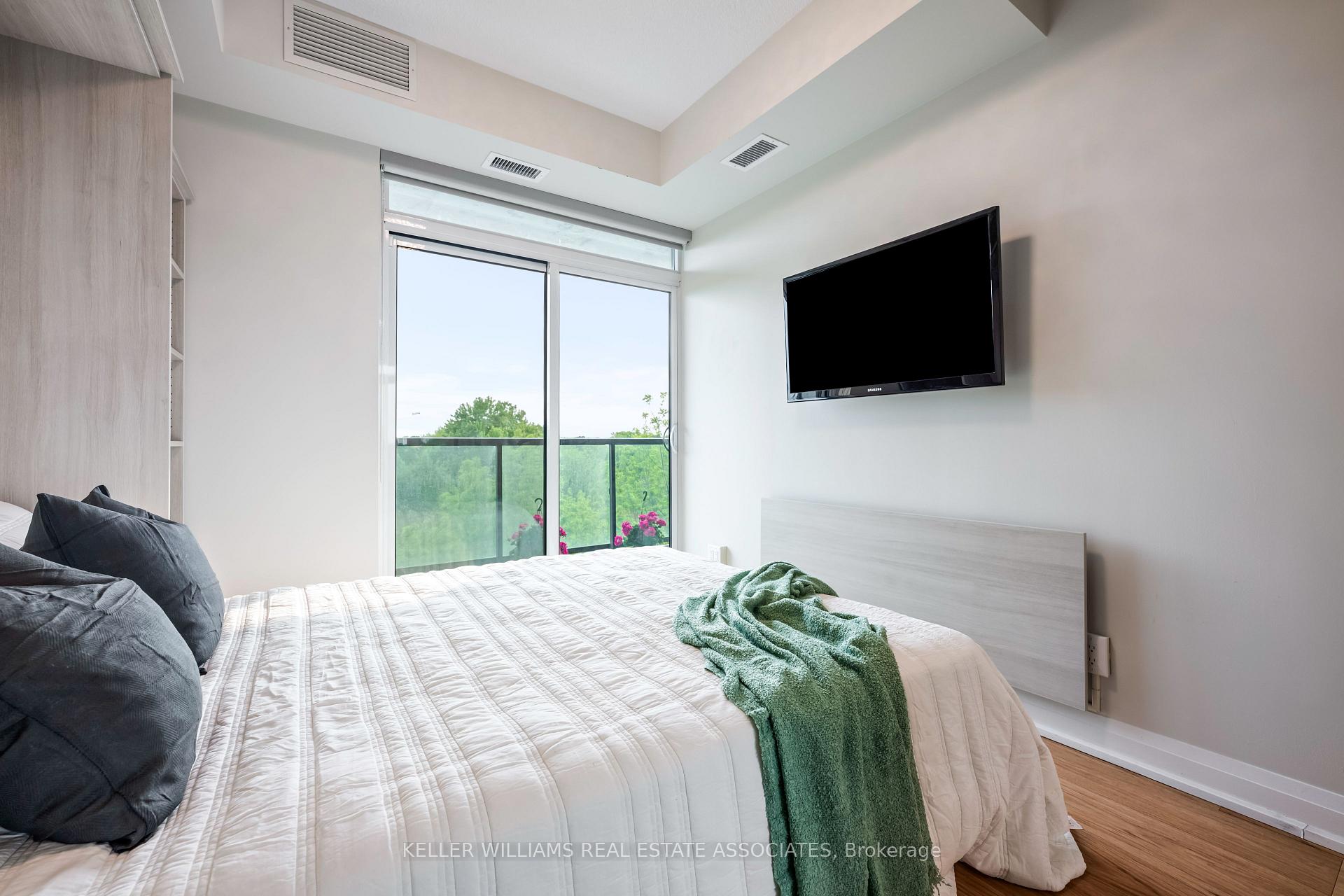 Photo 33 of Unit 606, 50 Hall Road, Halton Hills, Georgetown — HOMEH