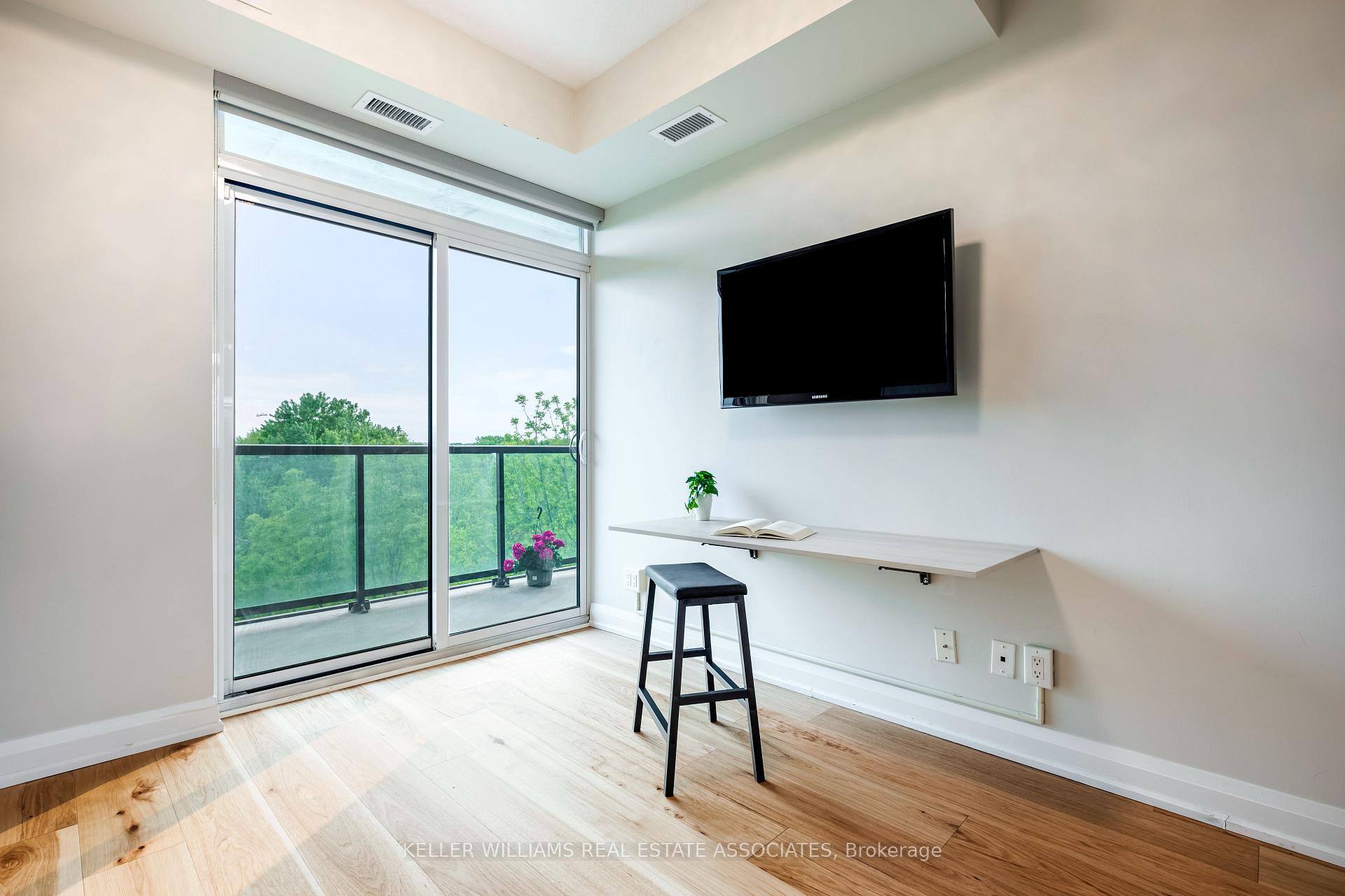 Photo 9 of Unit 606, 50 Hall Road, Halton Hills, Georgetown — HOMEH