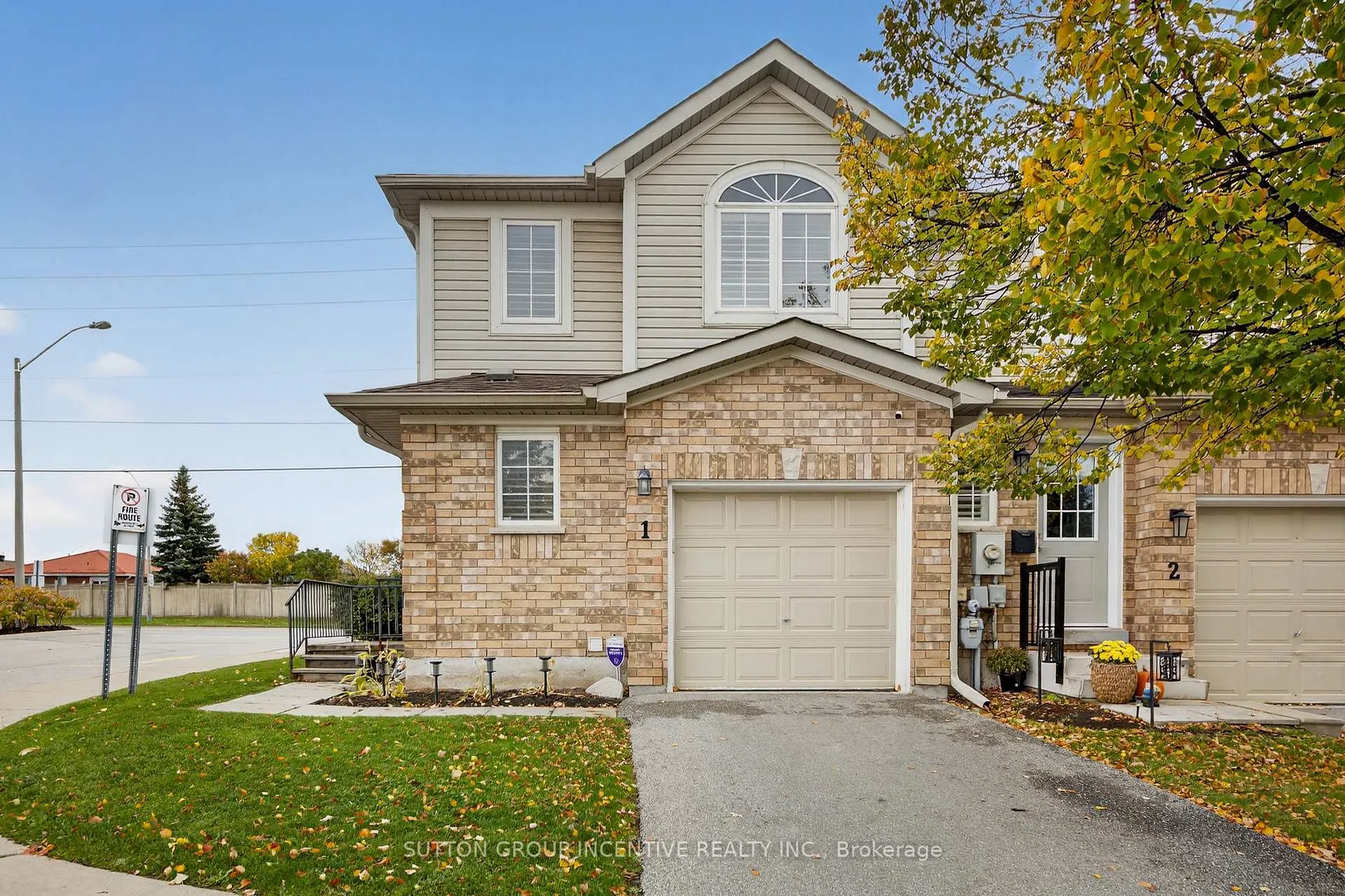 Photo 1 of Unit 1, 430 Mapleview Drive E, Barrie, Painswick South — HOMEH