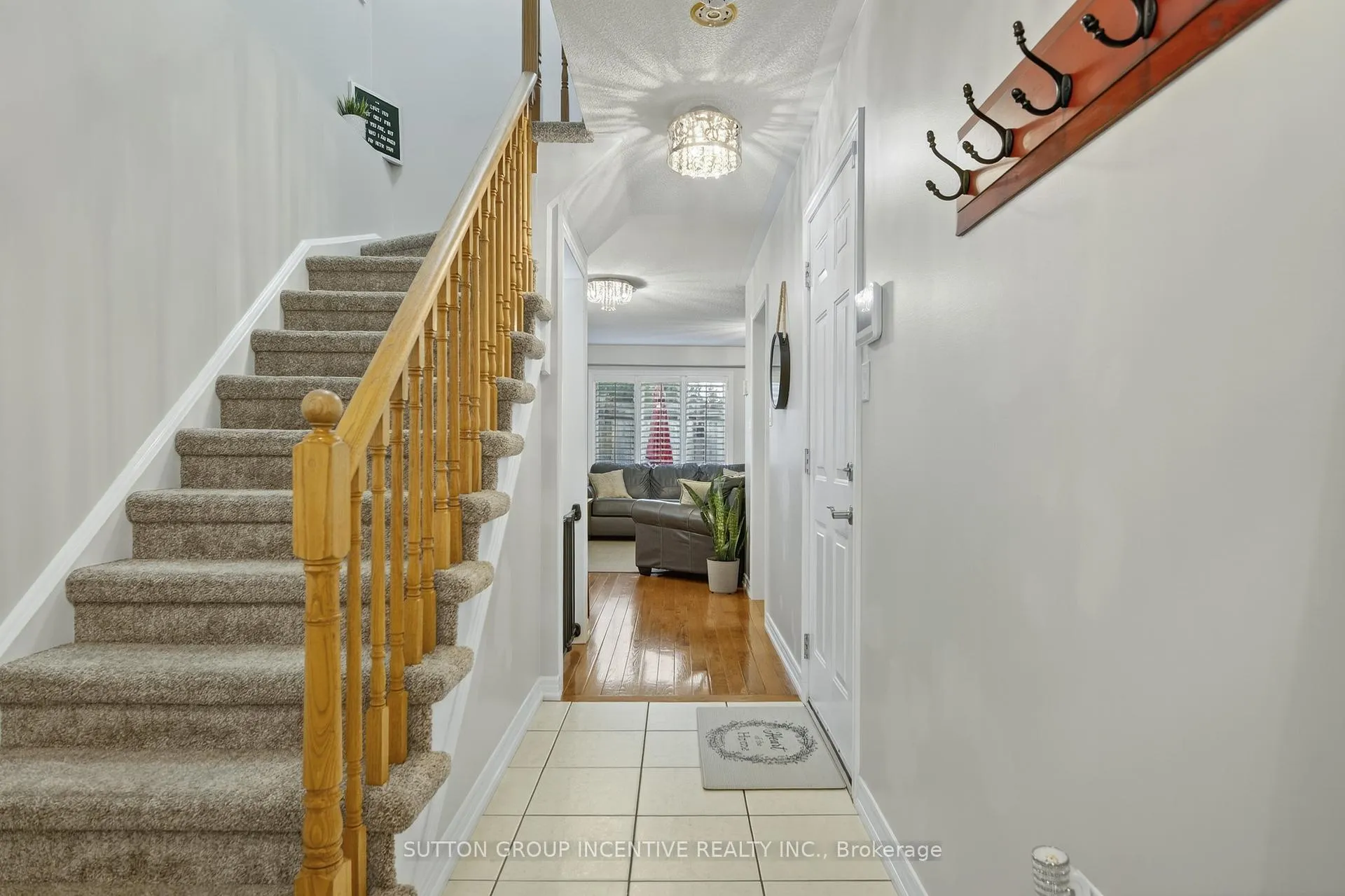 Photo 8 of Unit 1, 430 Mapleview Drive E, Barrie, Painswick South — HOMEH