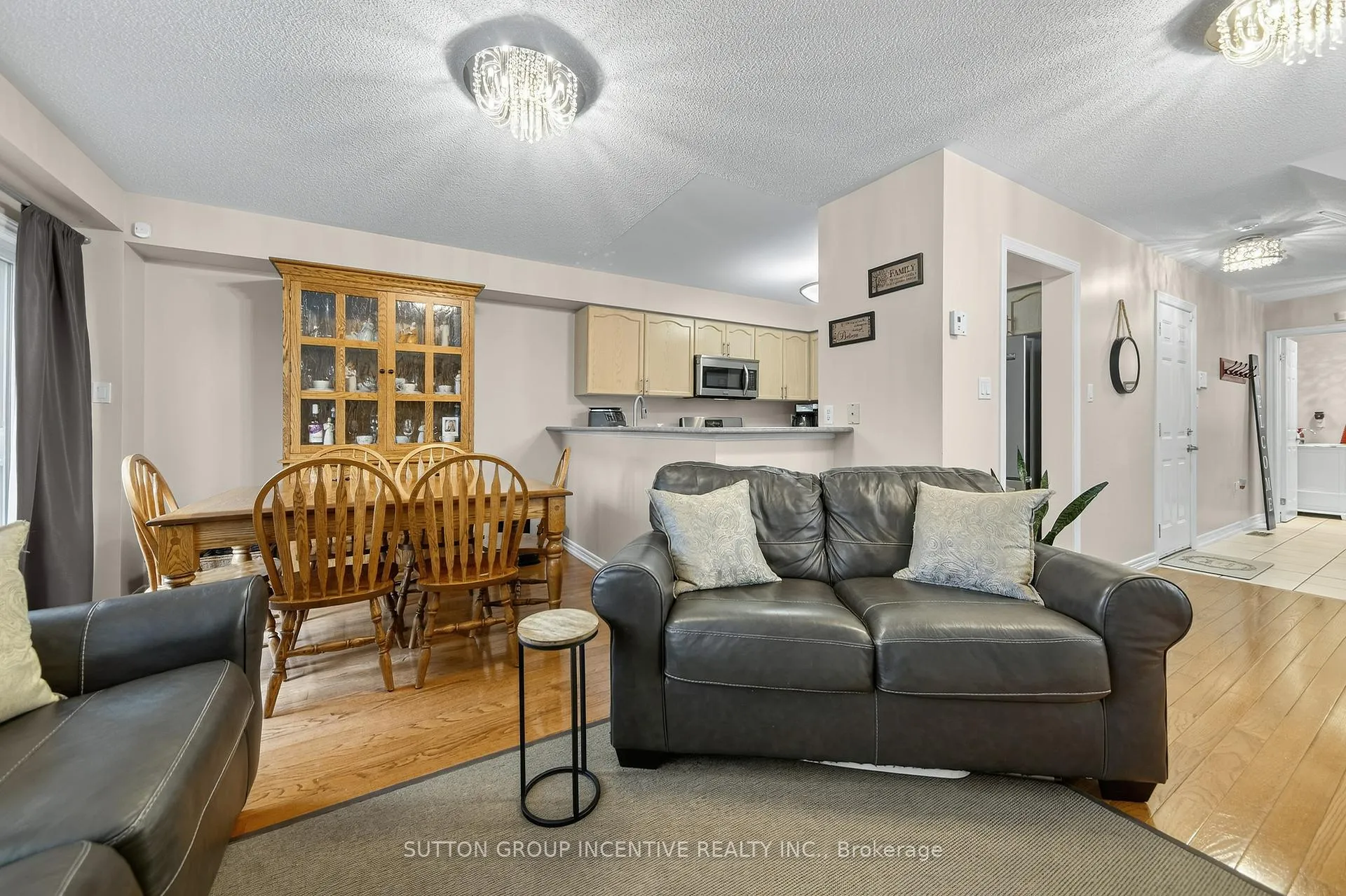 Photo 13 of Unit 1, 430 Mapleview Drive E, Barrie, Painswick South — HOMEH