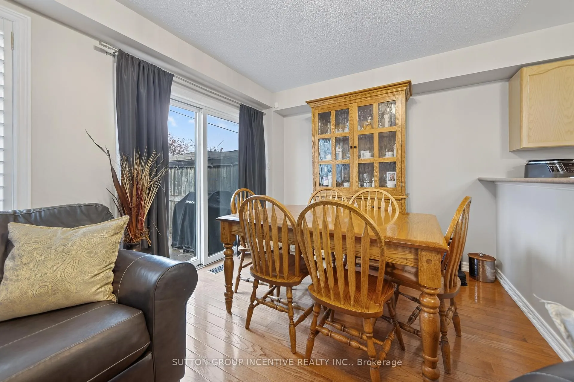 Photo 15 of Unit 1, 430 Mapleview Drive E, Barrie, Painswick South — HOMEH