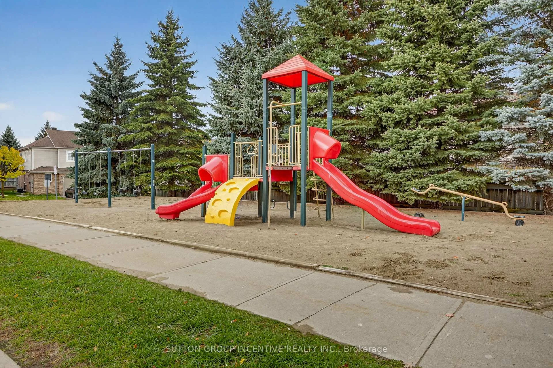 Photo 33 of Unit 1, 430 Mapleview Drive E, Barrie, Painswick South — HOMEH