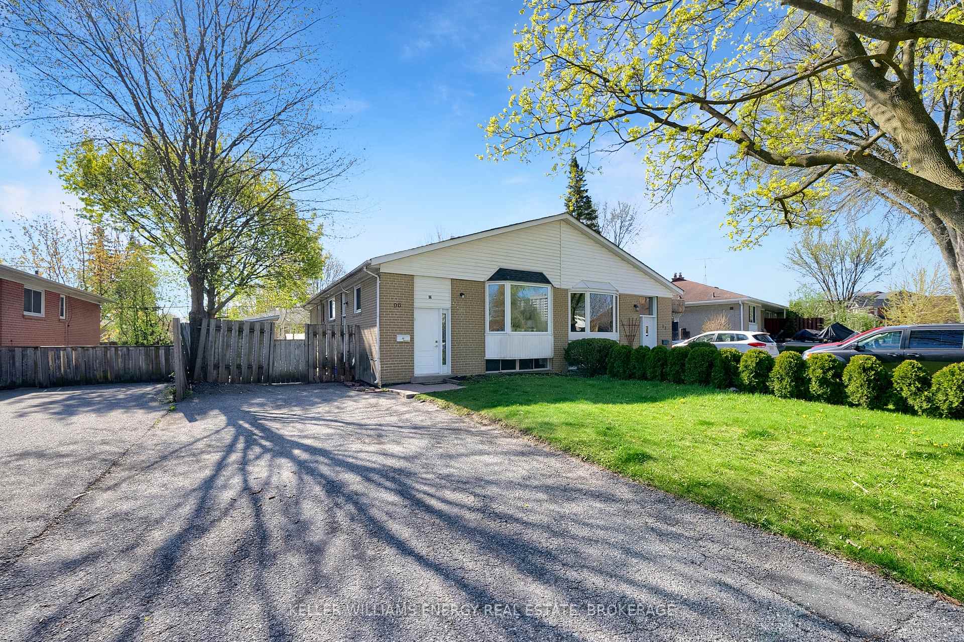 Photo 4 of 96 Burcher Road, Ajax, South East — HOMEH