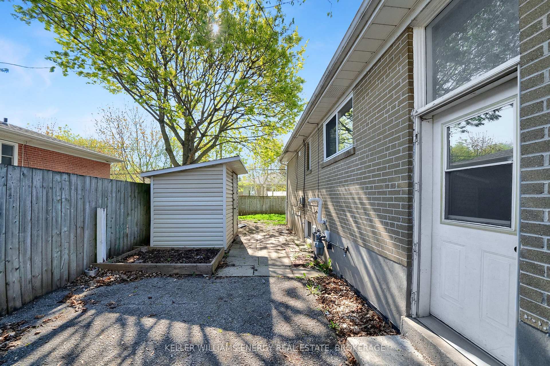Photo 35 of 96 Burcher Road, Ajax, South East — HOMEH