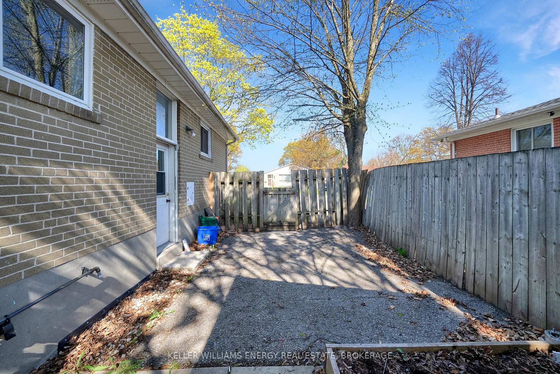 Photo 36 of 96 Burcher Road, Ajax, South East — HOMEH