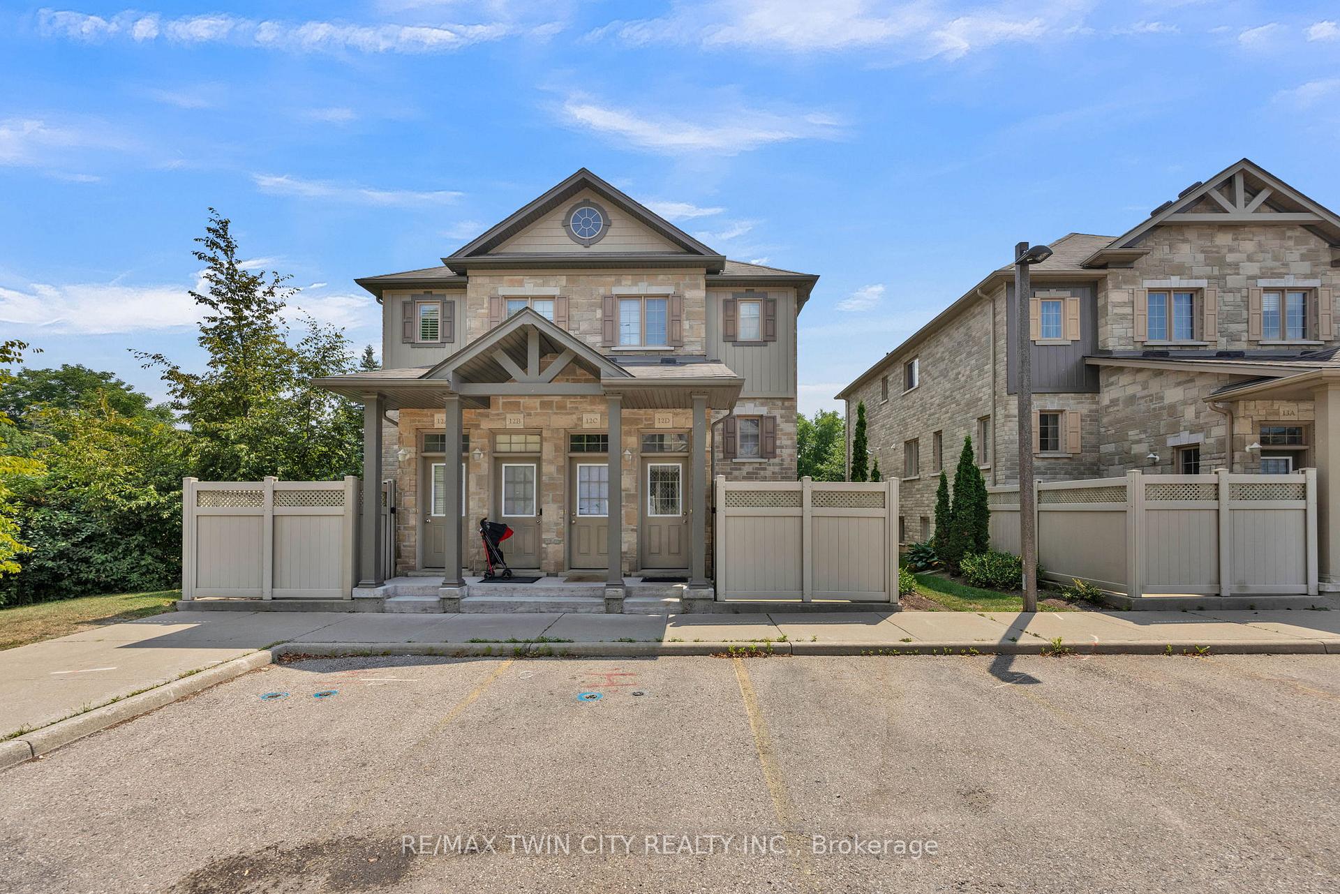 Photo 1 of Unit 12D, 931 Glasgow Street, Kitchener — HOMEH