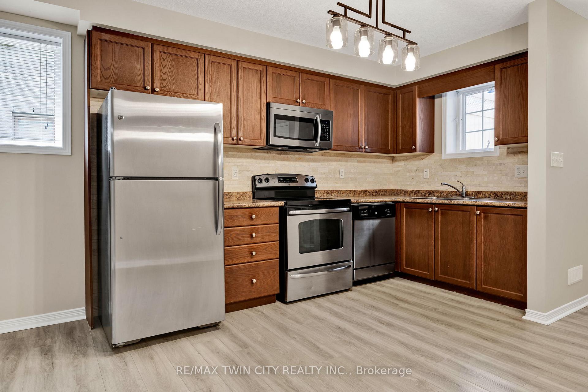 Photo 7 of Unit 12D, 931 Glasgow Street, Kitchener — HOMEH