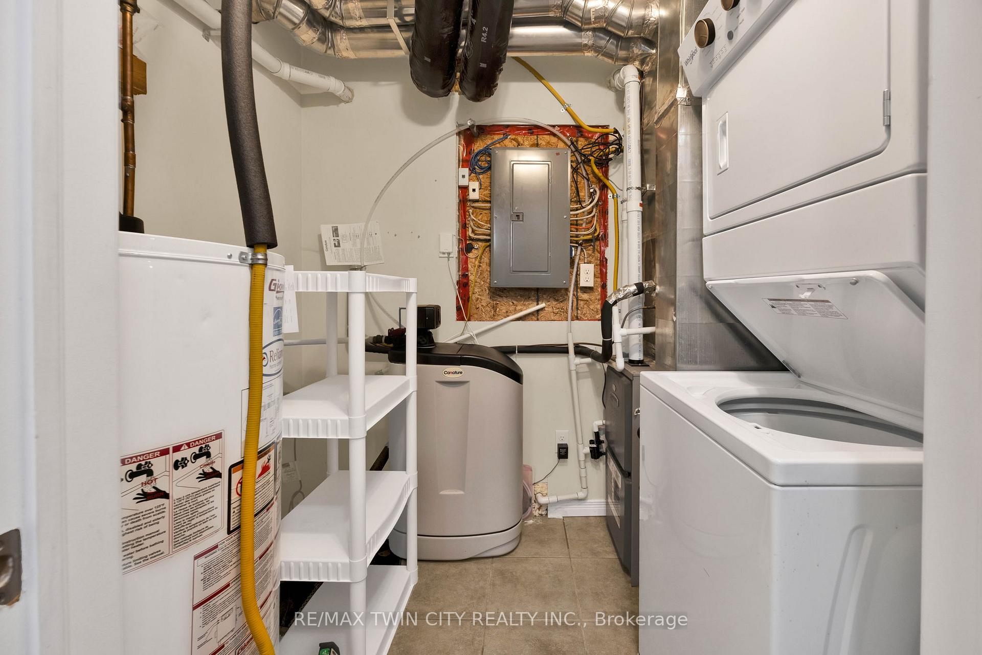 Photo 15 of Unit 12D, 931 Glasgow Street, Kitchener — HOMEH