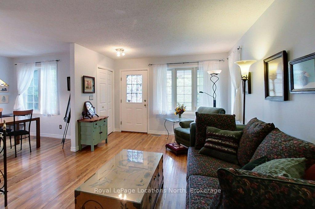 Photo 2 of 250 Cedar Street, Collingwood — HOMEH