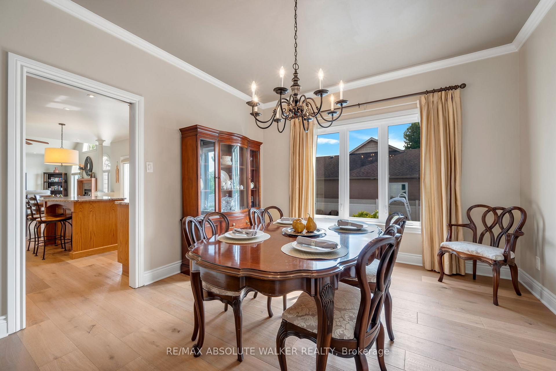 Photo 6 of 185 Glenncastle Drive, Ottawa, Carp — HOMEH