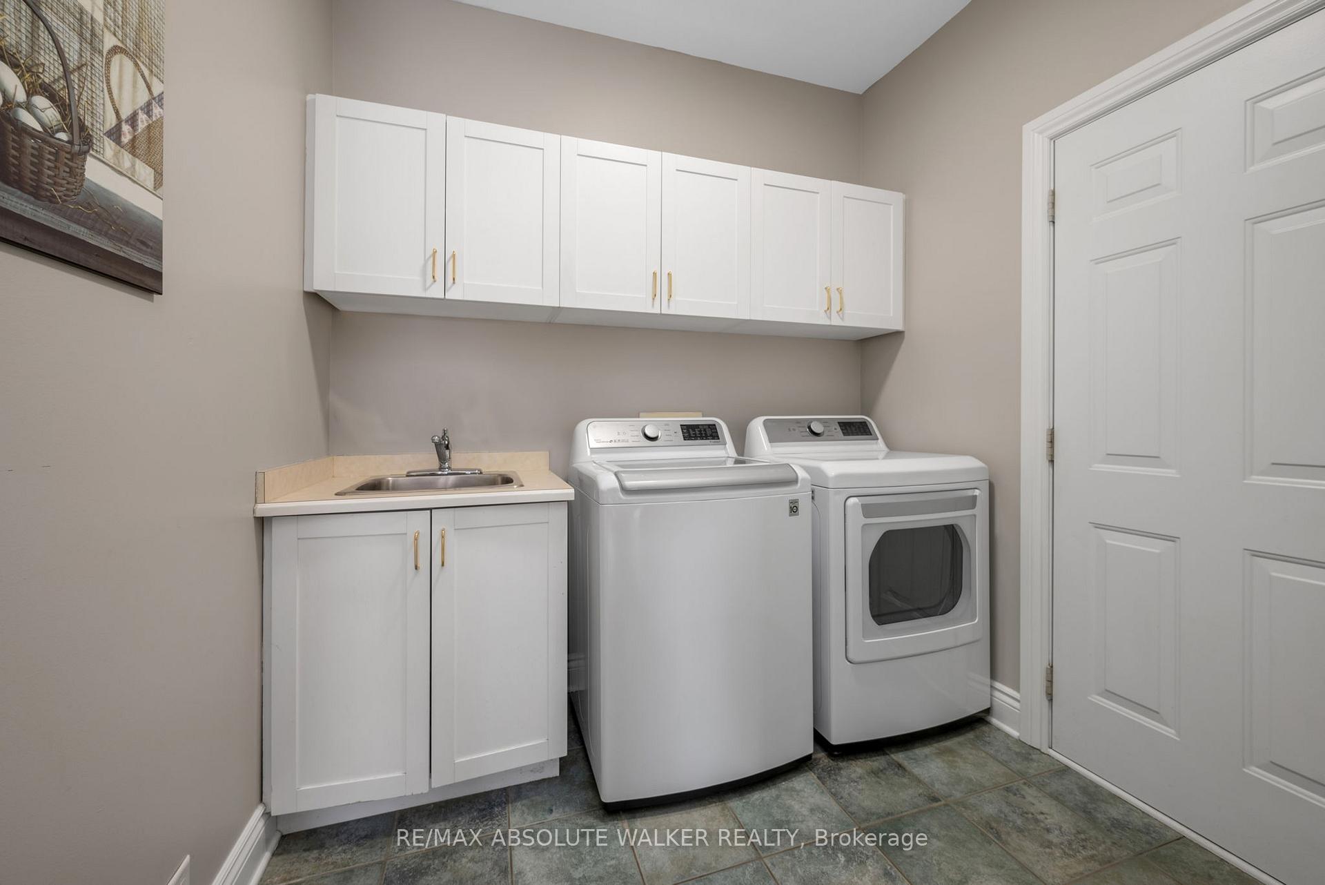 Photo 21 of 185 Glenncastle Drive, Ottawa, Carp — HOMEH