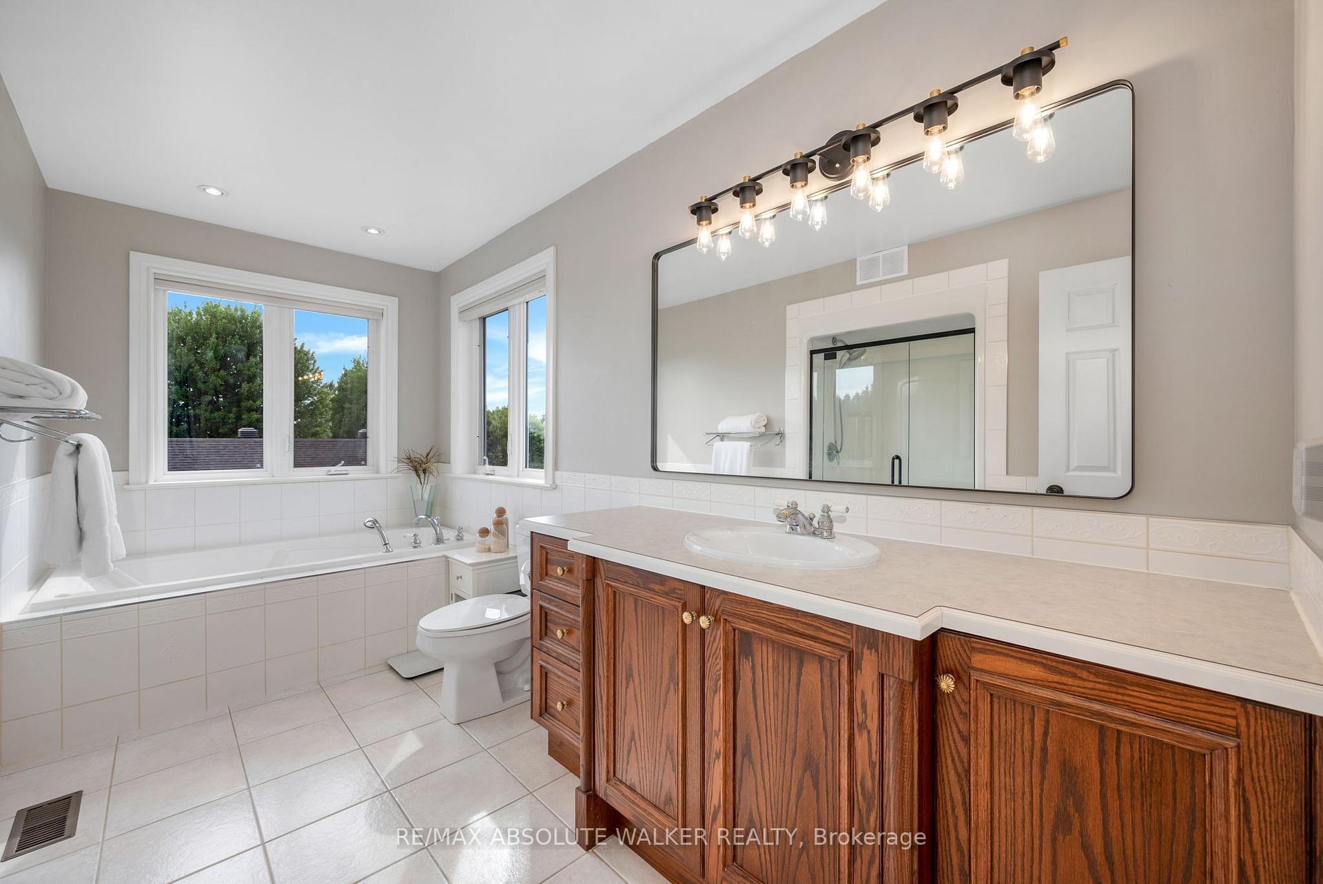 Photo 24 of 185 Glenncastle Drive, Ottawa, Carp — HOMEH