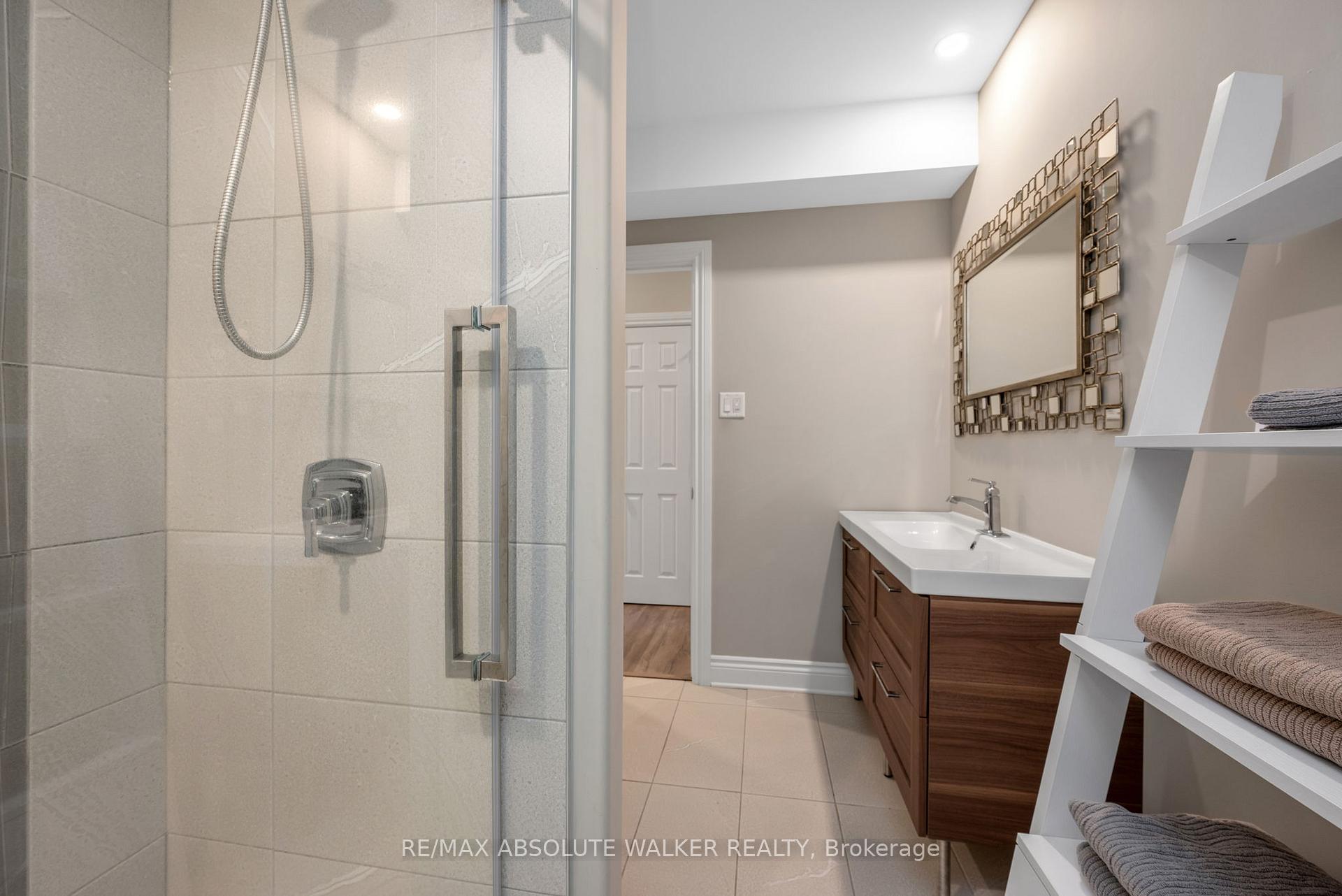 Photo 34 of 185 Glenncastle Drive, Ottawa, Carp — HOMEH