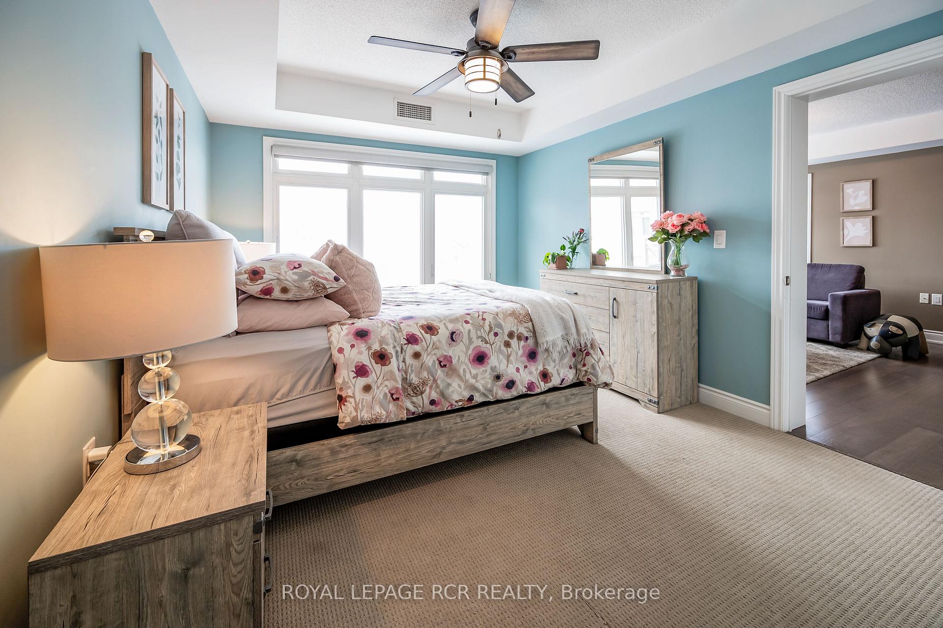 Photo 11 of Unit 411, 149 Church Street, King, Schomberg — HOMEH