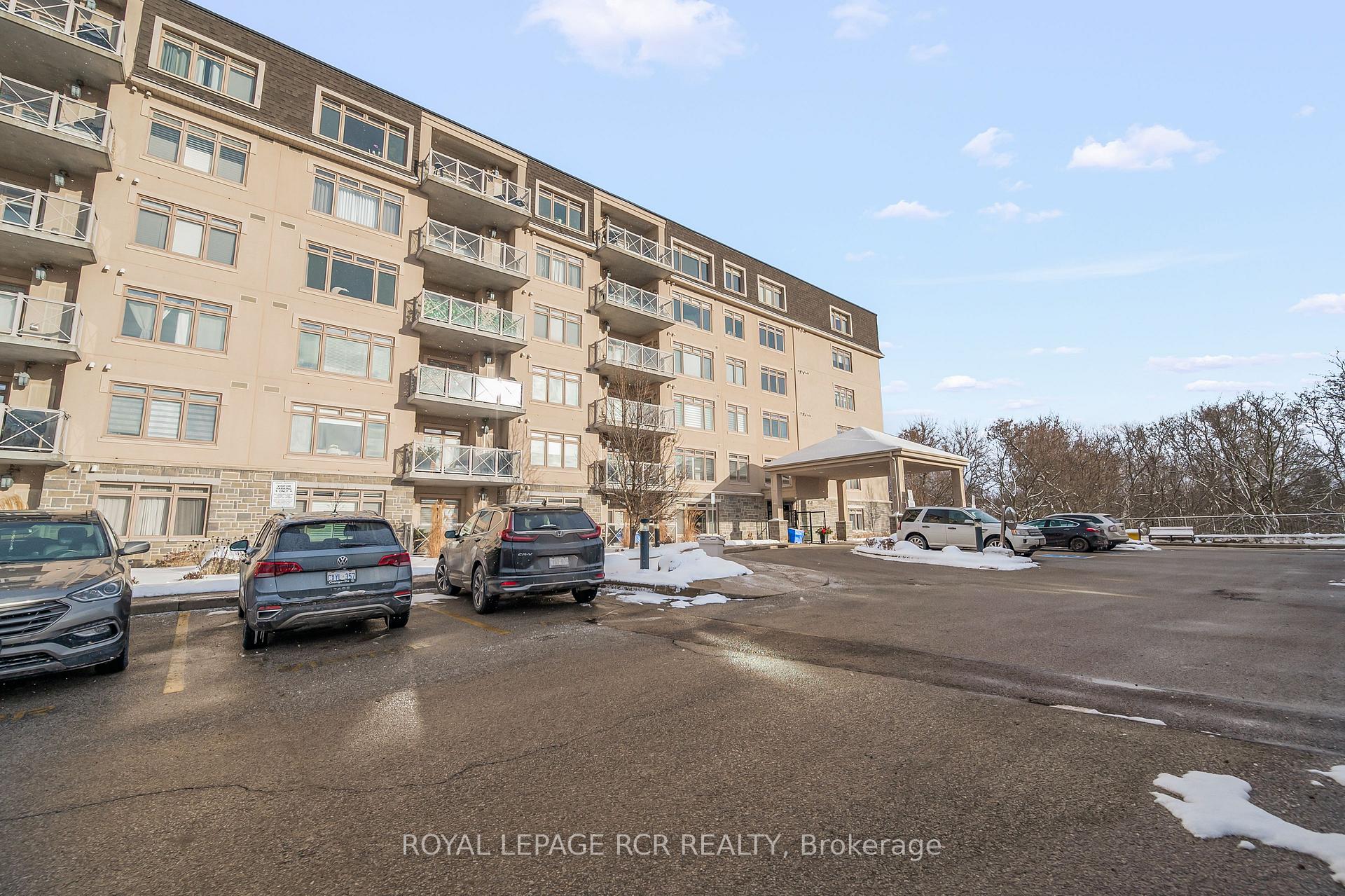 Photo 33 of Unit 411, 149 Church Street, King, Schomberg — HOMEH