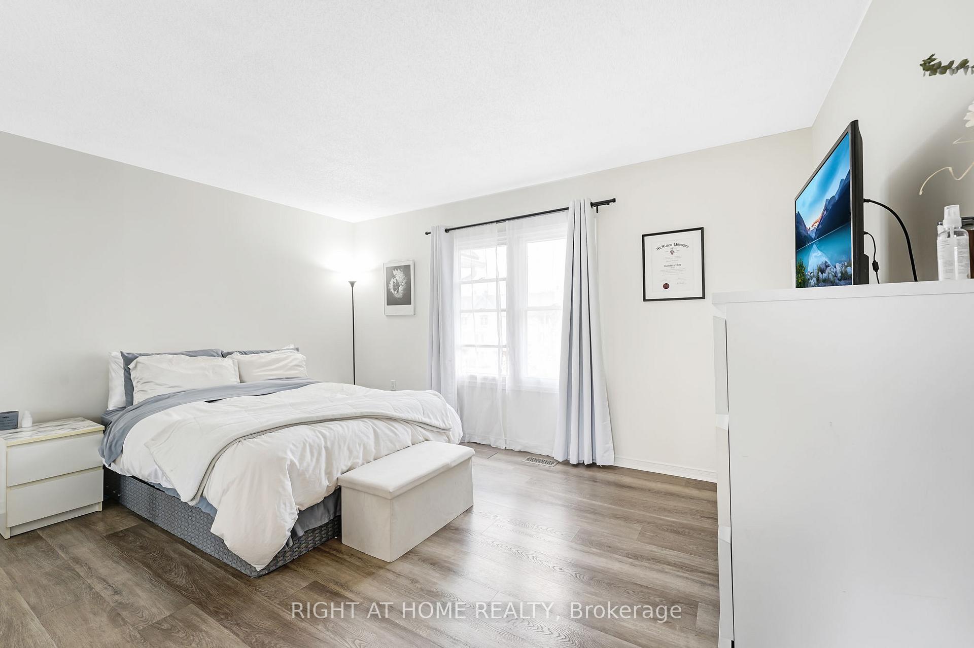 Photo 14 of Unit 48, 119 D'ambrosio Drive, Barrie, Painswick North — HOMEH