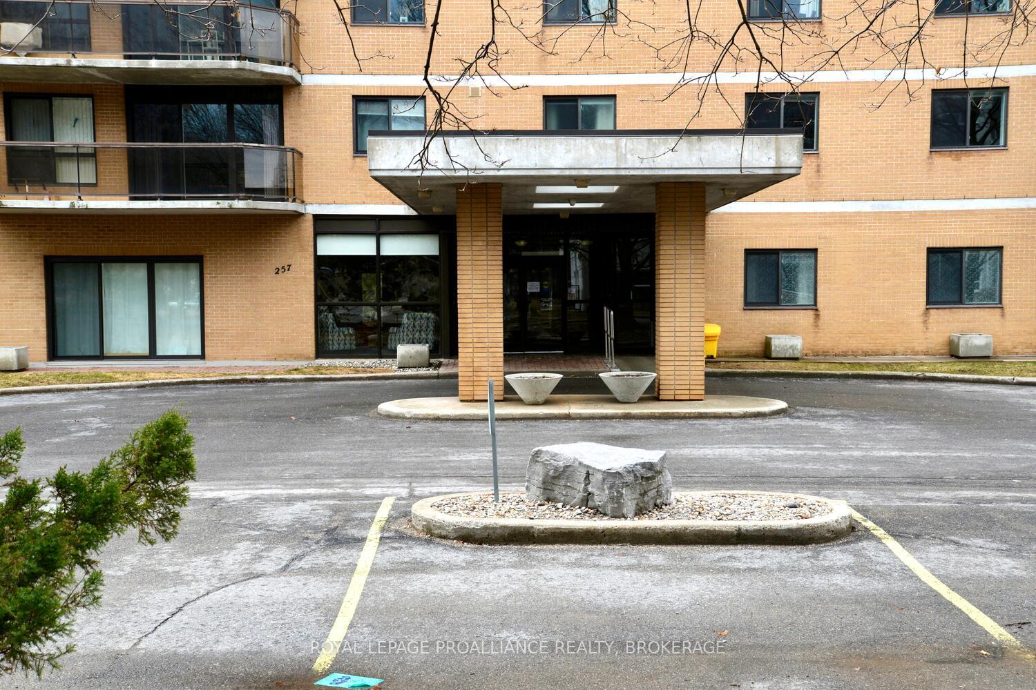 Photo 1 of Unit 204, 257 Bath Road, Kingston, West of Sir John A. Blvd — HOMEH