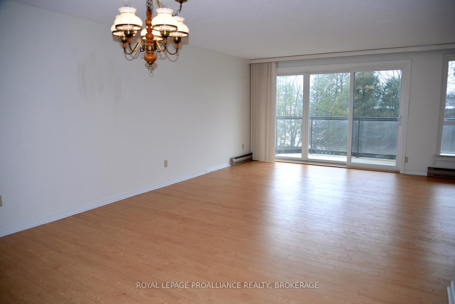 Photo 6 of Unit 204, 257 Bath Road, Kingston, West of Sir John A. Blvd — HOMEH