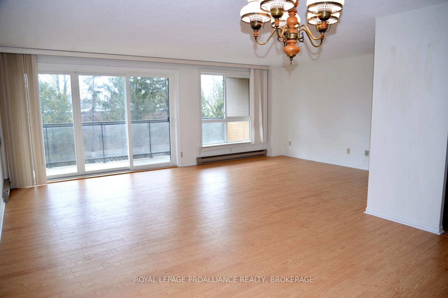 Photo 7 of Unit 204, 257 Bath Road, Kingston, West of Sir John A. Blvd — HOMEH