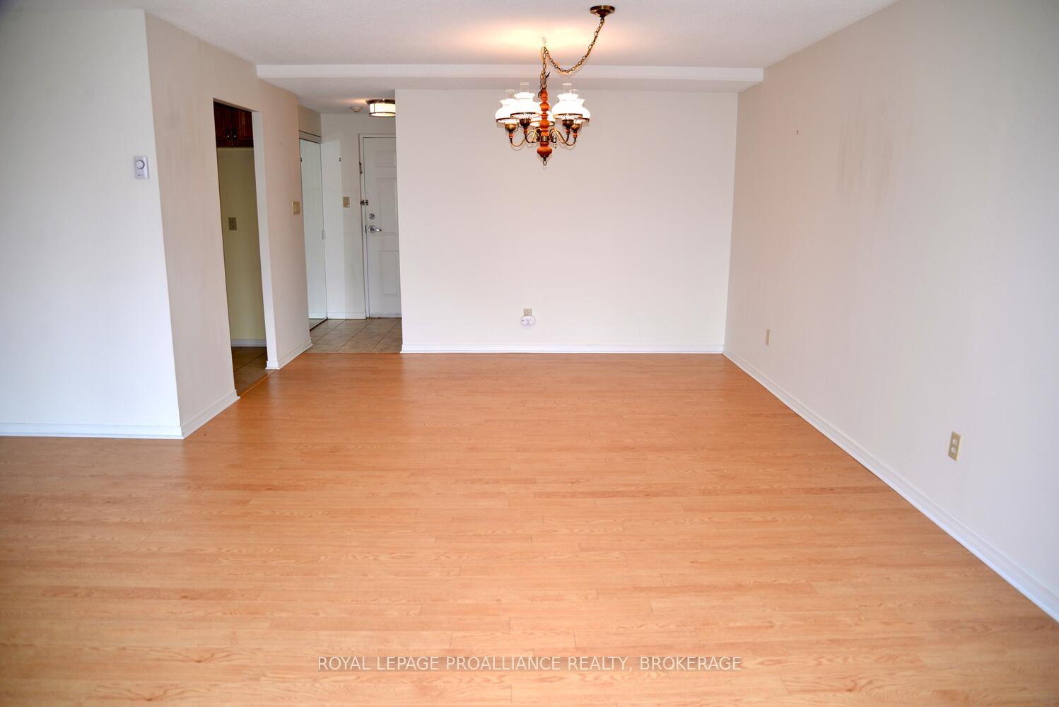 Photo 9 of Unit 204, 257 Bath Road, Kingston, West of Sir John A. Blvd — HOMEH