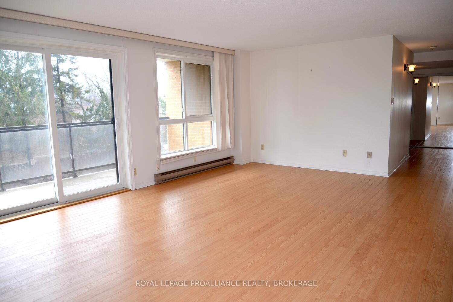 Photo 14 of Unit 204, 257 Bath Road, Kingston, West of Sir John A. Blvd — HOMEH