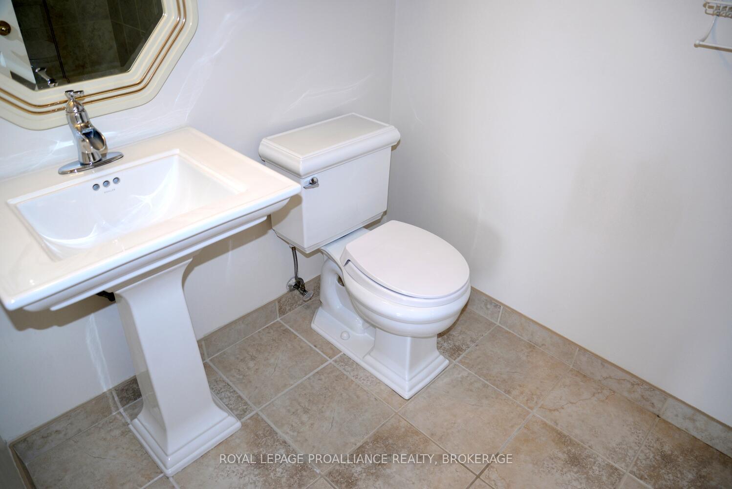 Photo 25 of Unit 204, 257 Bath Road, Kingston, West of Sir John A. Blvd — HOMEH