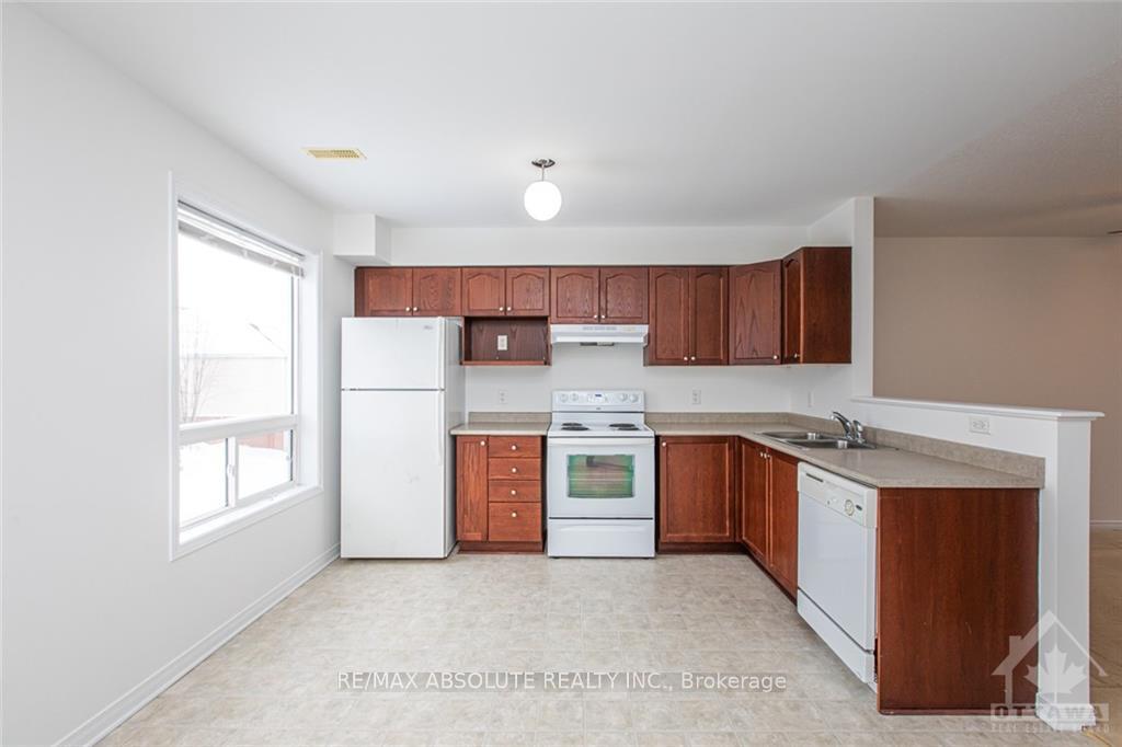 Photo 8 of 260 Gershwin, Ottawa, Westcliffe Estates — HOMEH