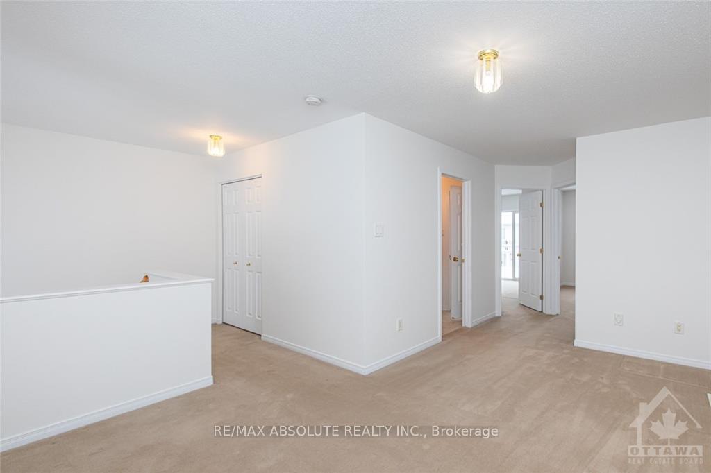Photo 17 of 260 Gershwin, Ottawa, Westcliffe Estates — HOMEH