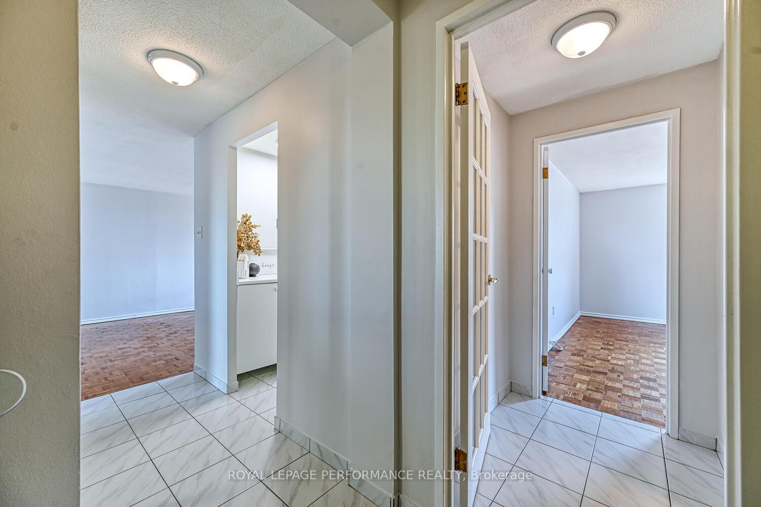 Photo 3 of Unit 607, 1356 Meadowlands Drive E, Ottawa, Borden Farm/Stewart Farm/Carleton Heights/Parkwood Hills — HOMEH