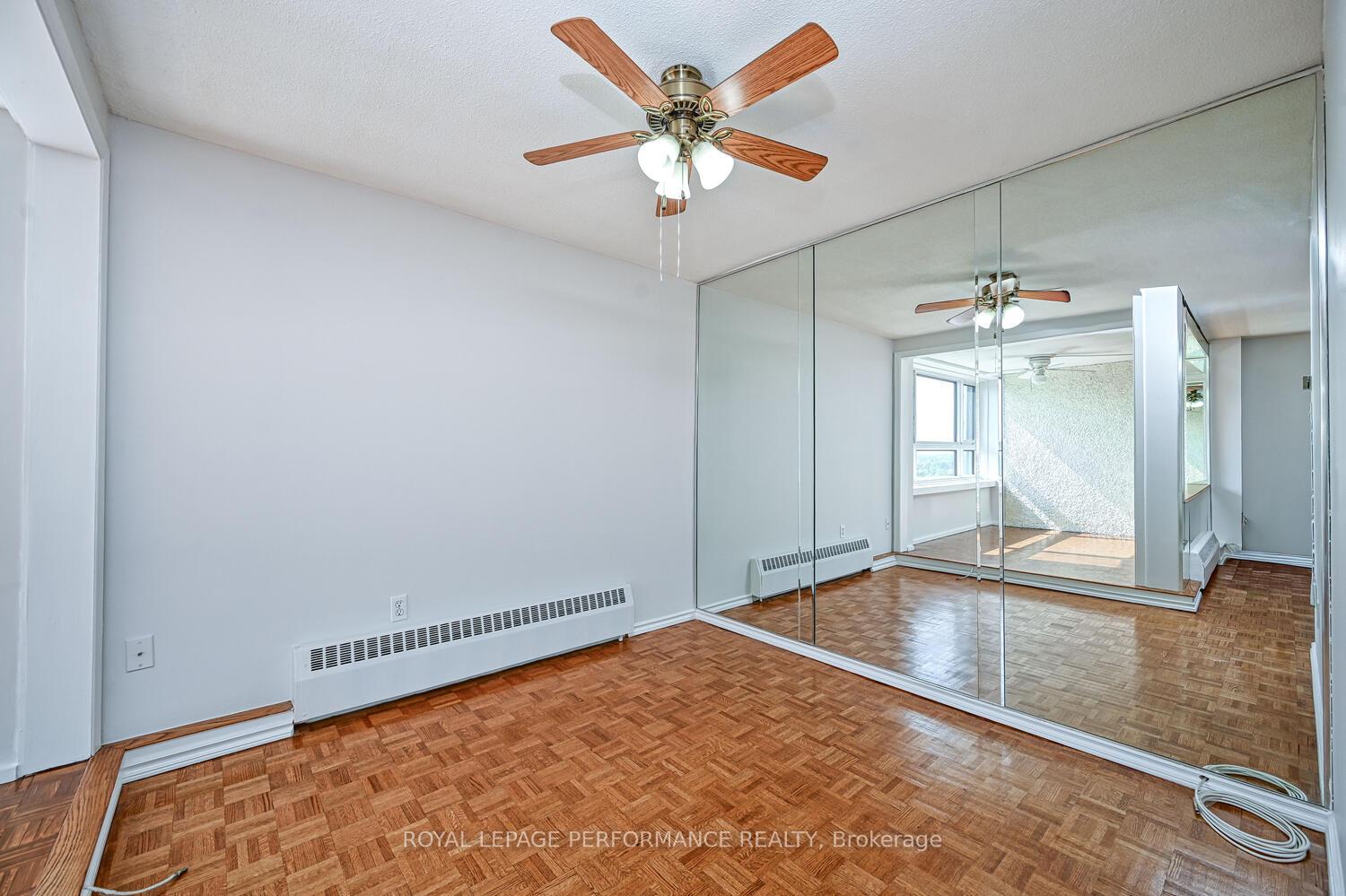 Photo 10 of Unit 607, 1356 Meadowlands Drive E, Ottawa, Borden Farm/Stewart Farm/Carleton Heights/Parkwood Hills — HOMEH