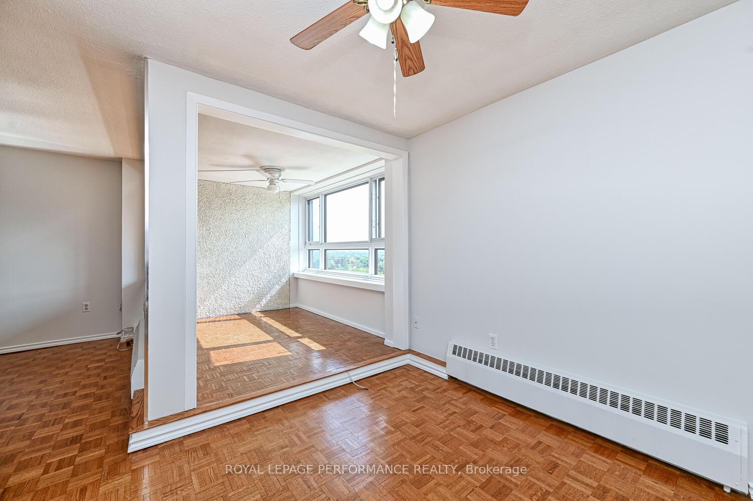 Photo 13 of Unit 607, 1356 Meadowlands Drive E, Ottawa, Borden Farm/Stewart Farm/Carleton Heights/Parkwood Hills — HOMEH