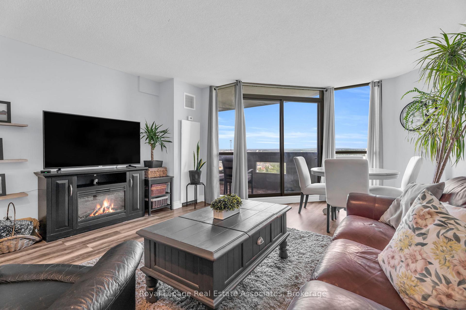 Photo 12 of Unit 905, 20 Mcfarlane Drive, Halton Hills, Georgetown — HOMEH