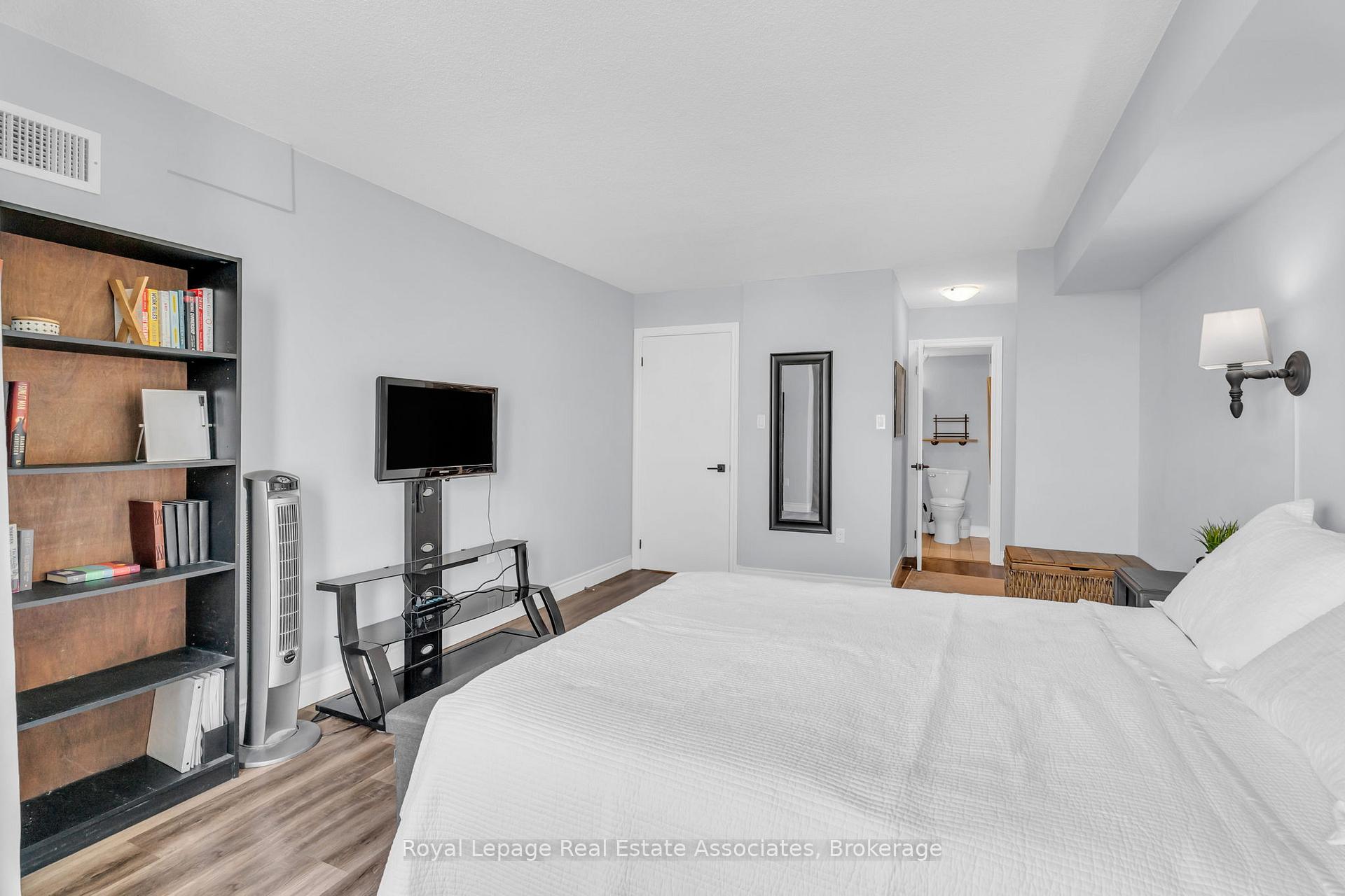 Photo 26 of Unit 905, 20 Mcfarlane Drive, Halton Hills, Georgetown — HOMEH