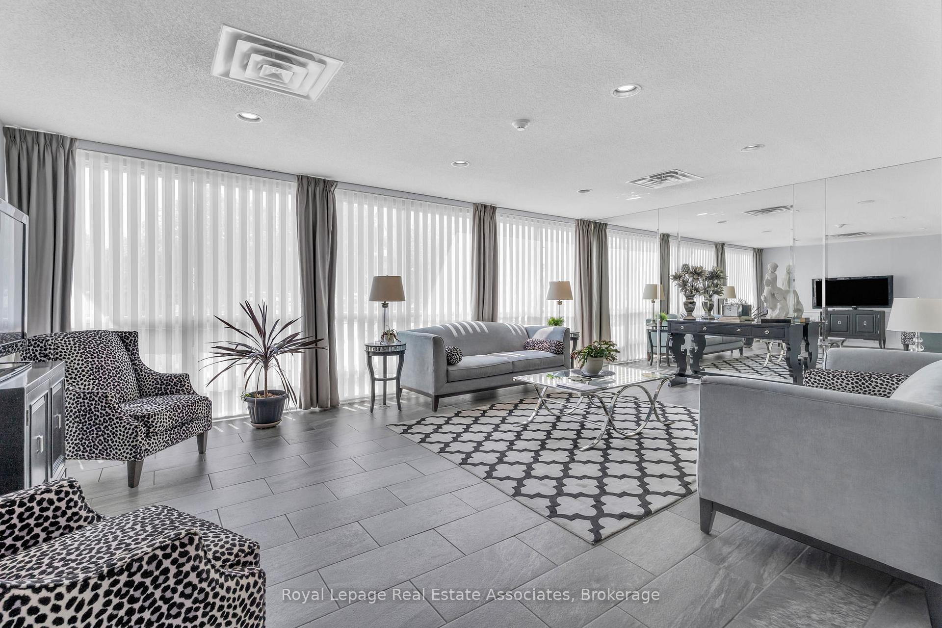 Photo 18 of Unit 905, 20 Mcfarlane Drive, Halton Hills, Georgetown — HOMEH