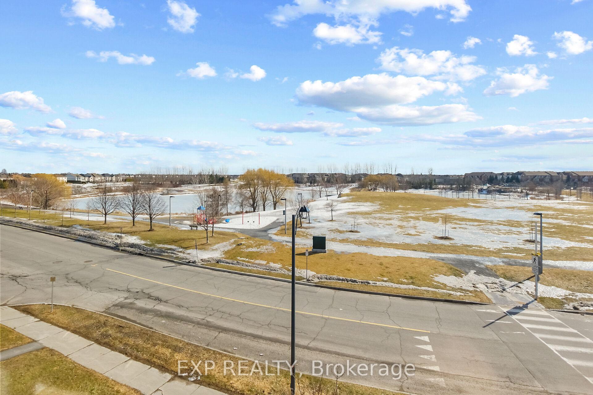 Photo 6 of 513 Aquaview Drive, Ottawa, Avalon East — HOMEH