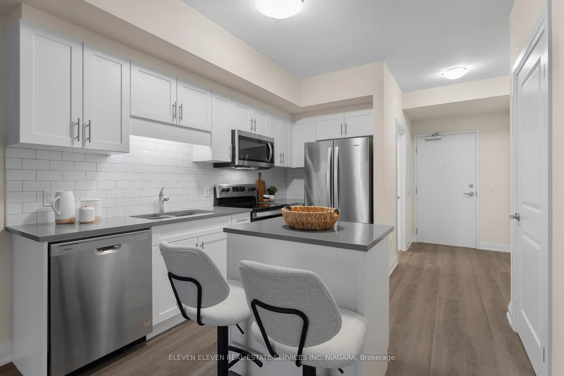 Photo 5 of Unit 402, 118 Summersides Boulevard, Pelham, Fonthill — HOMEH