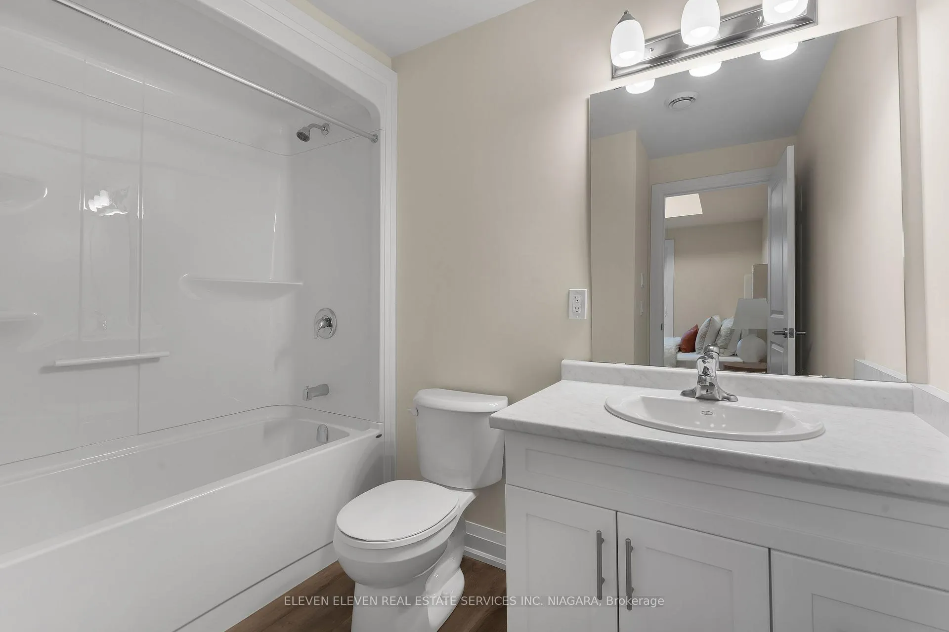 Photo 16 of Unit 402, 118 Summersides Boulevard, Pelham, Fonthill — HOMEH