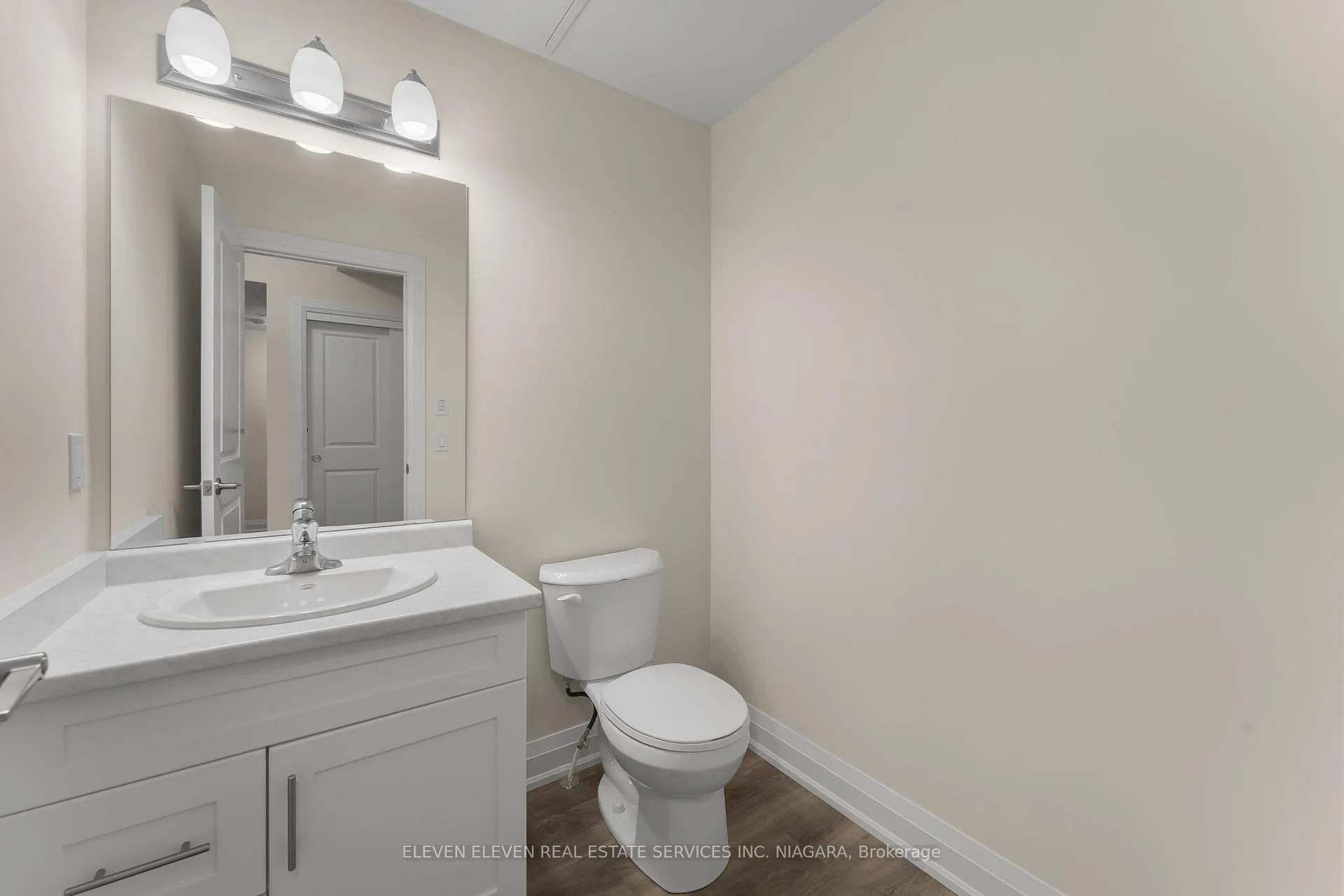 Photo 18 of Unit 402, 118 Summersides Boulevard, Pelham, Fonthill — HOMEH