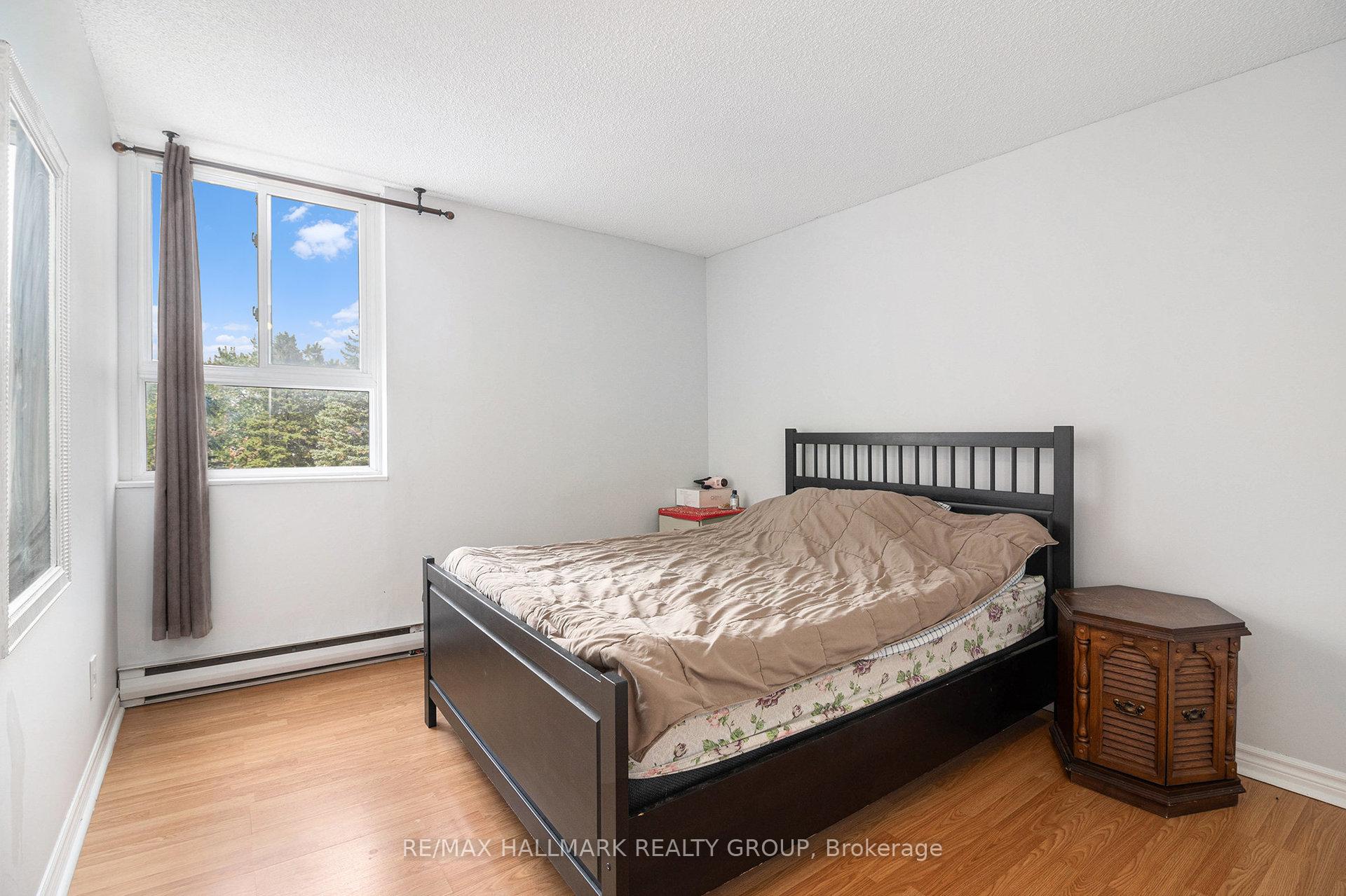 Photo 11 of Unit 407, 2020 Jasmine Crescent, Ottawa, Beacon Hill South — HOMEH