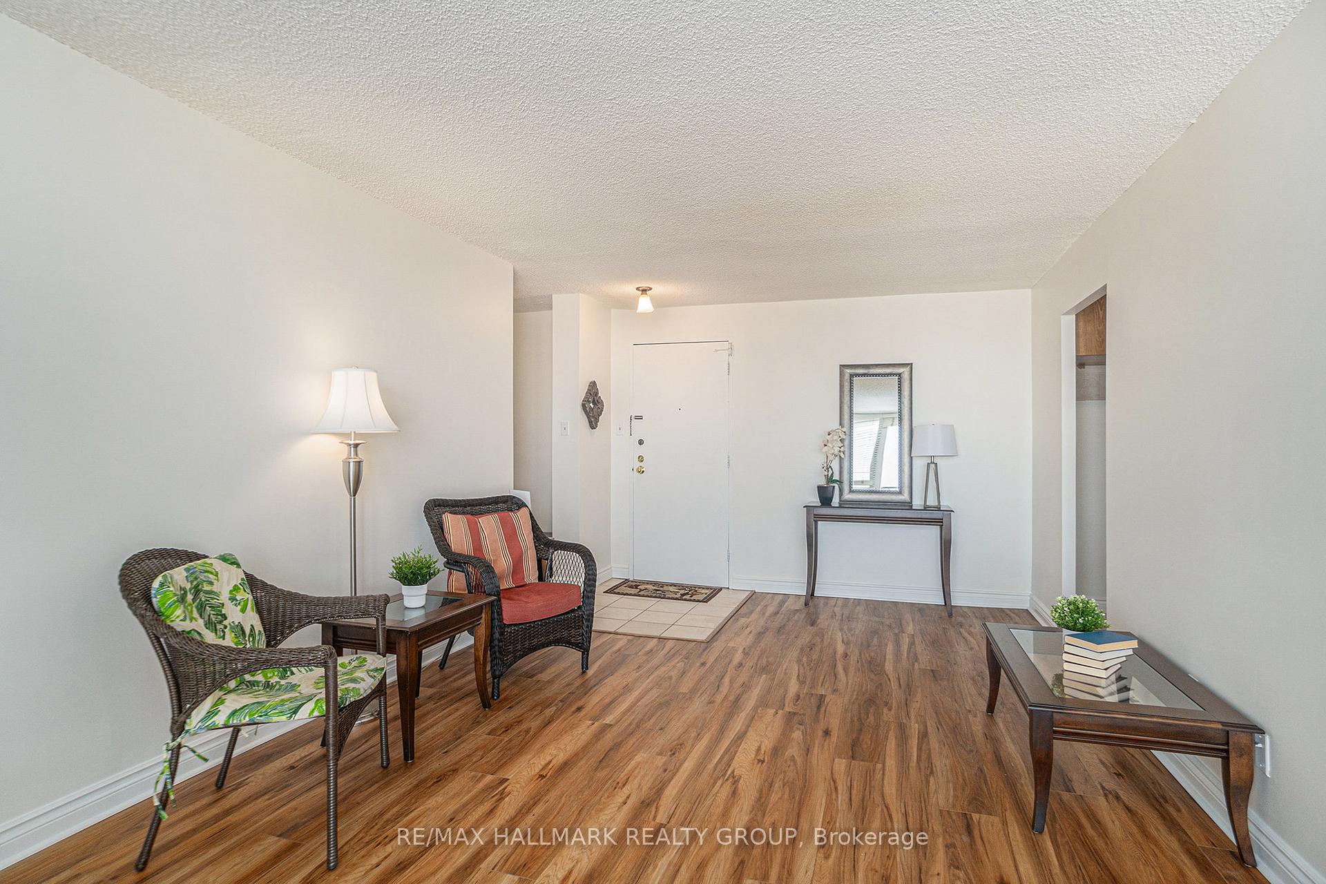Photo 7 of Unit 1809, 665 Bathgate Drive, Ottawa, Carson Meadows — HOMEH