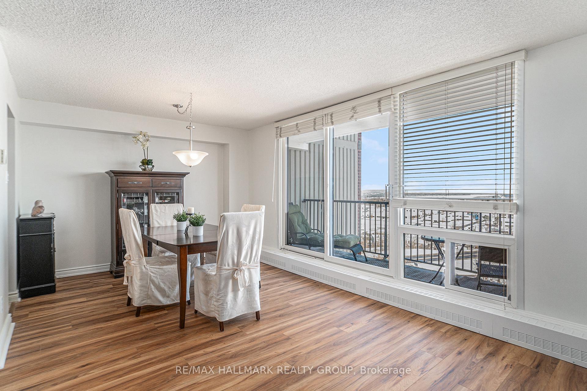 Photo 8 of Unit 1809, 665 Bathgate Drive, Ottawa, Carson Meadows — HOMEH