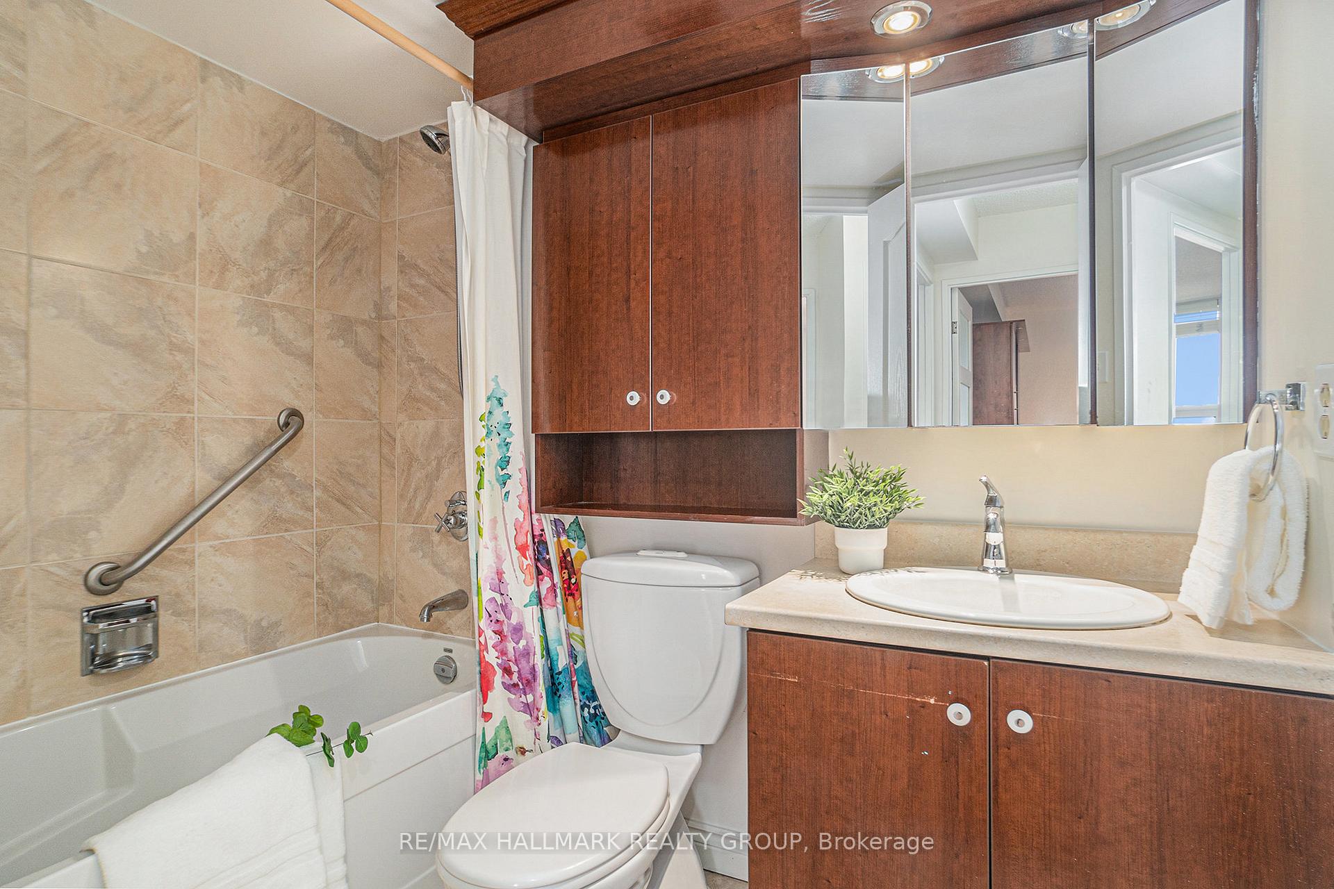 Photo 16 of Unit 1809, 665 Bathgate Drive, Ottawa, Carson Meadows — HOMEH