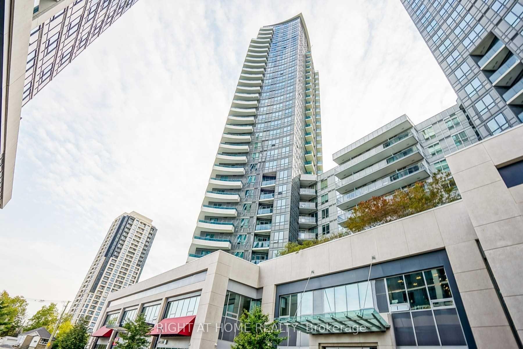 Photo 3 of Unit Ph209, 7161 Yonge Street, Markham, Thornhill — HOMEH