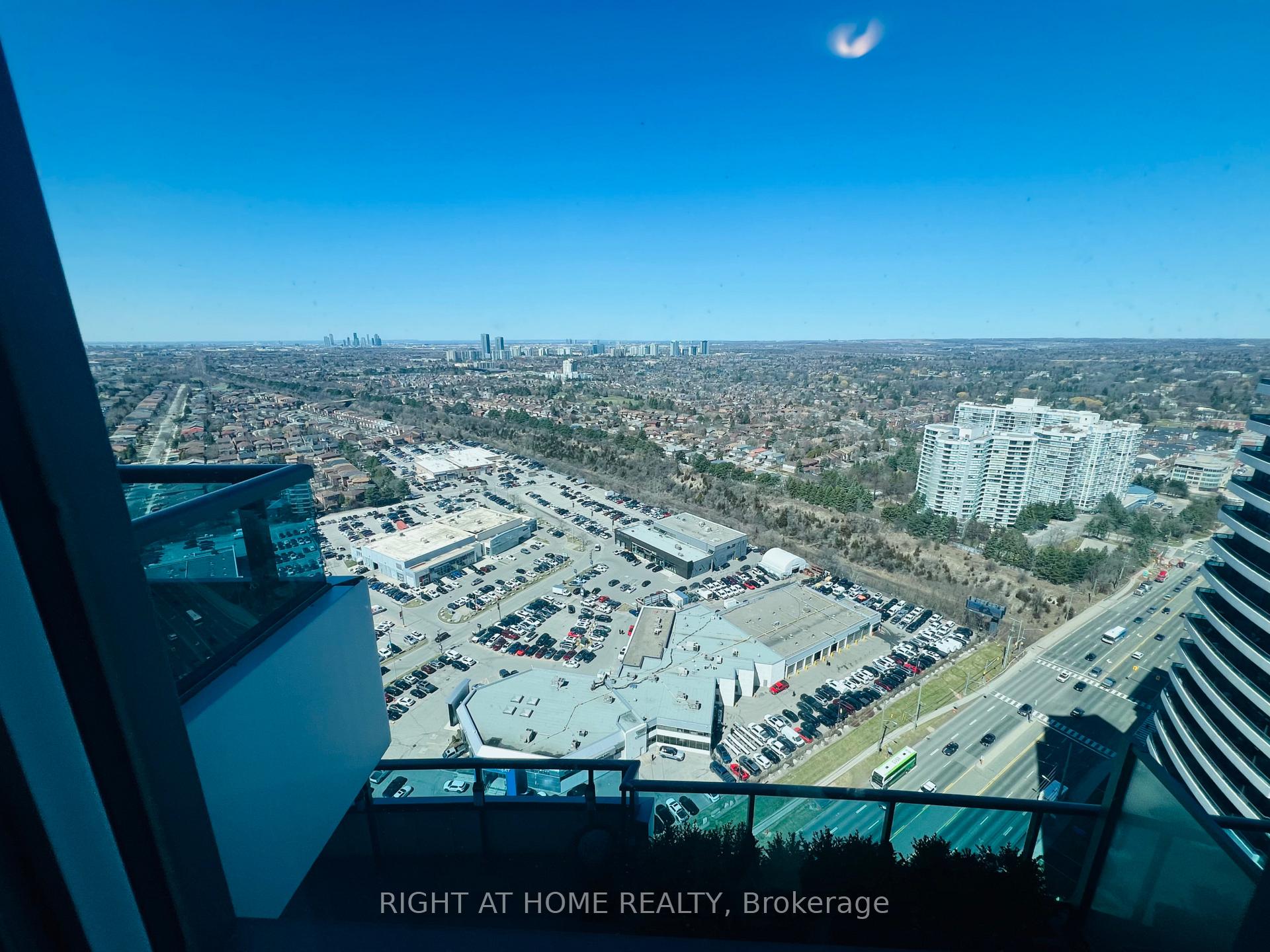 Photo 20 of Unit Ph209, 7161 Yonge Street, Markham, Thornhill — HOMEH