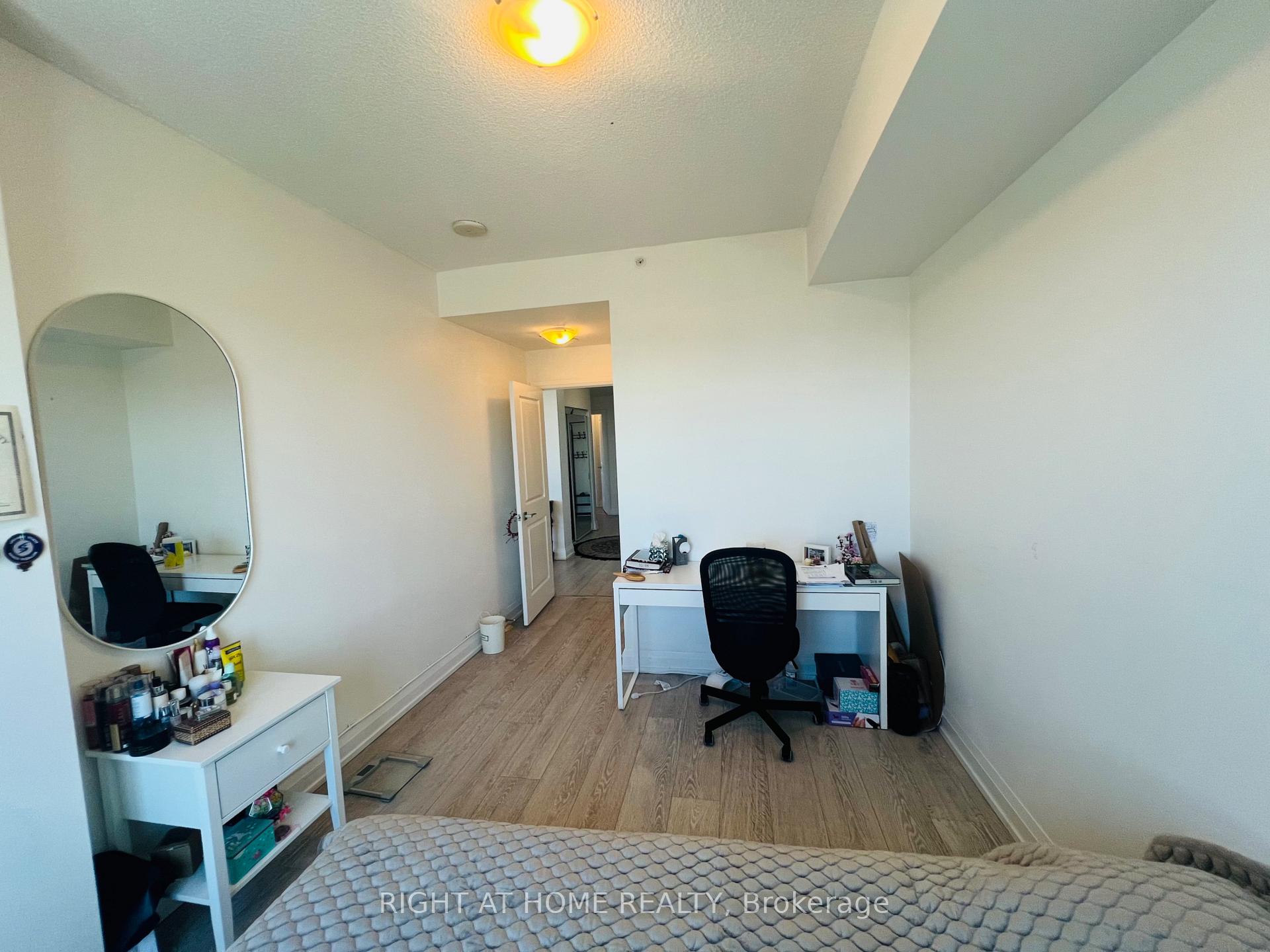 Photo 29 of Unit Ph209, 7161 Yonge Street, Markham, Thornhill — HOMEH