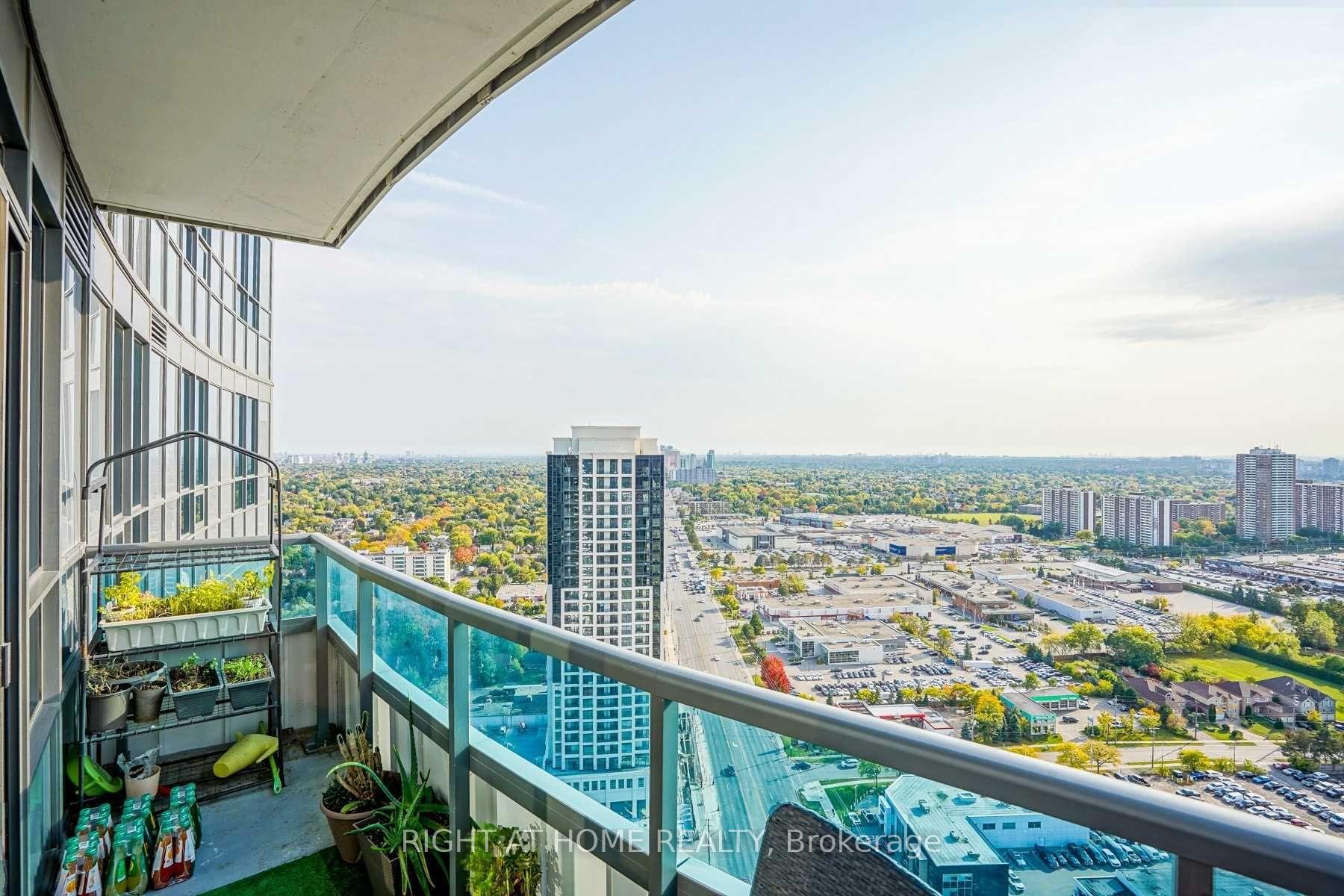 Photo 40 of Unit Ph209, 7161 Yonge Street, Markham, Thornhill — HOMEH