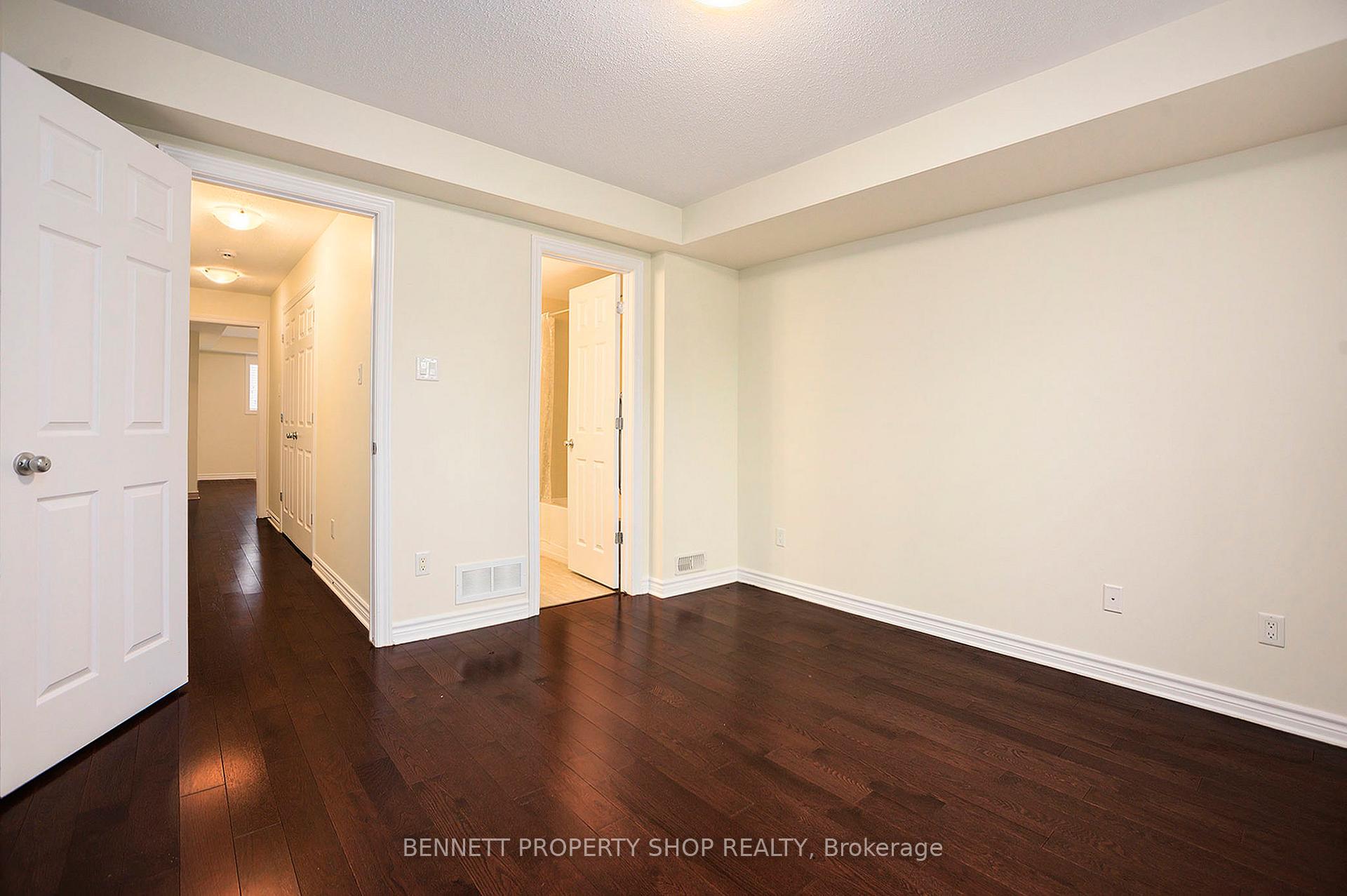 Photo 18 of Unit B, 625 Chapman Mills Drive, Ottawa, Barrhaven - Strandherd — HOMEH
