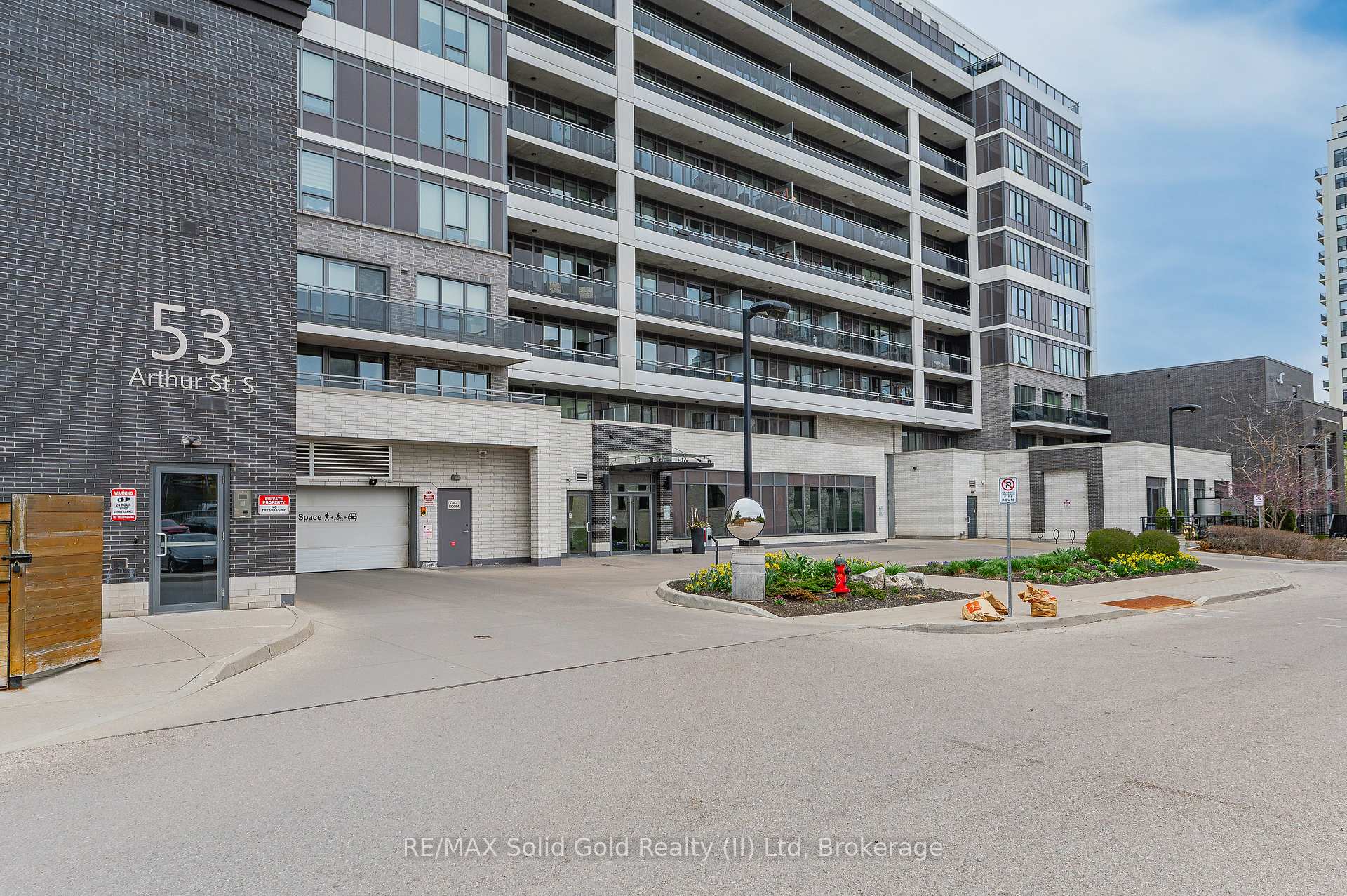 Photo 3 of Unit 807, 53 Arthur Street, Guelph, St. Patrick's Ward — HOMEH
